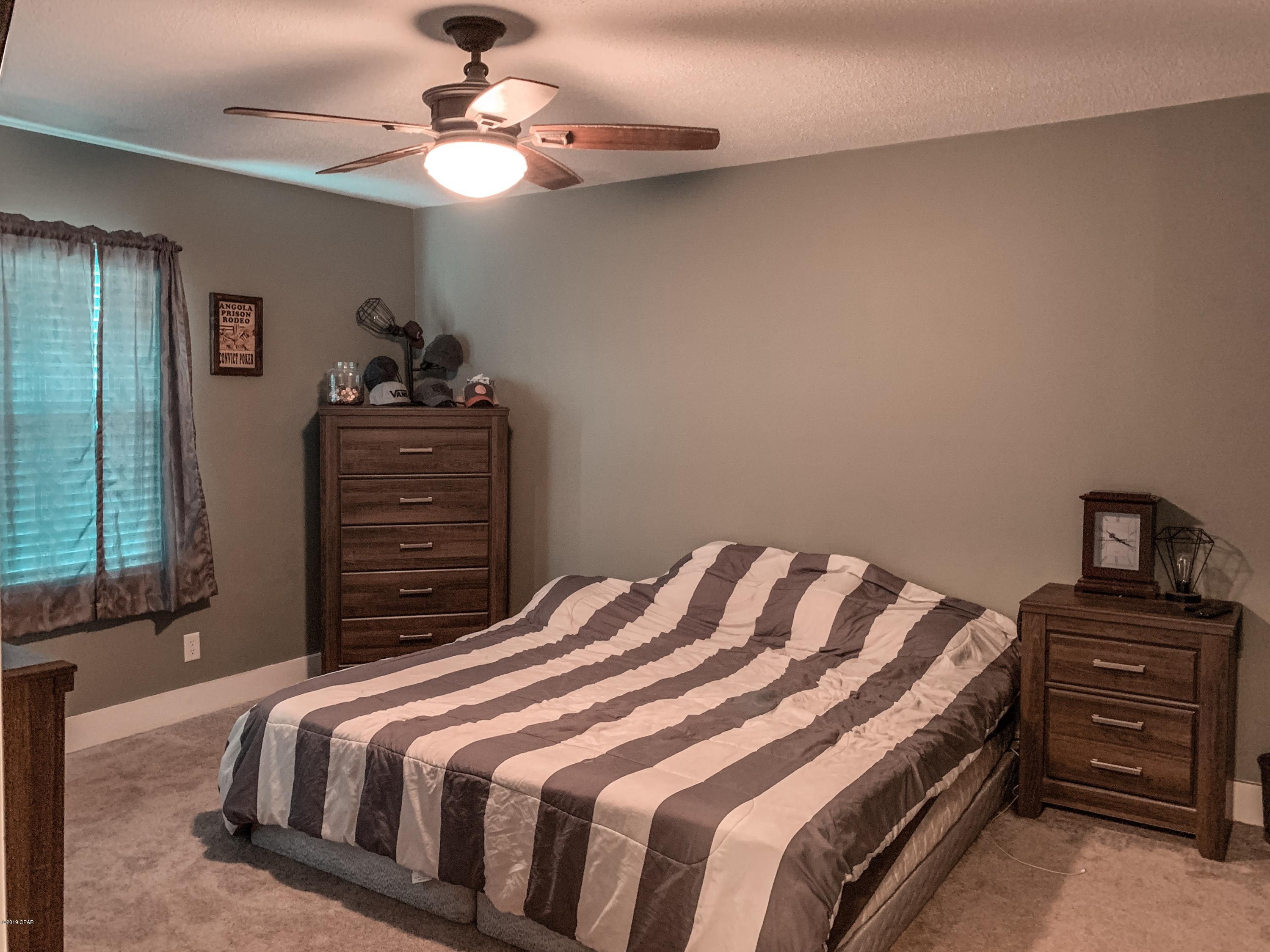 Venetian Villa 1st Add Replat - Residential