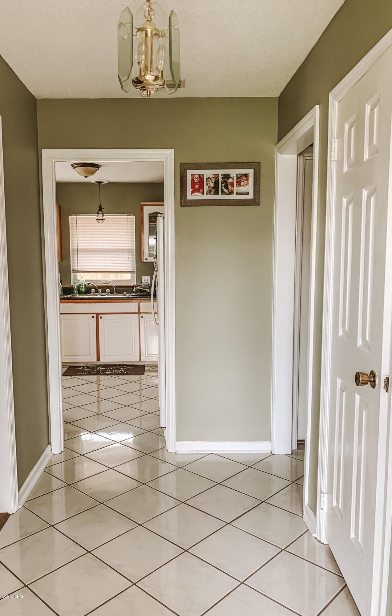 Venetian Villa 1st Add Replat - Residential