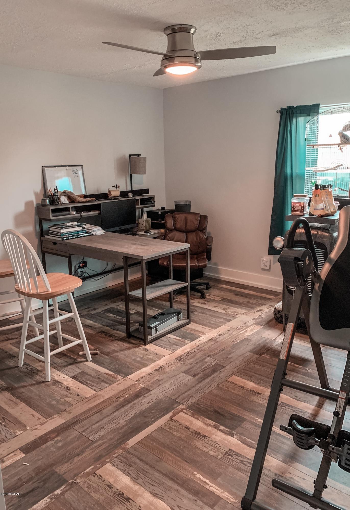 Venetian Villa 1st Add Replat - Residential