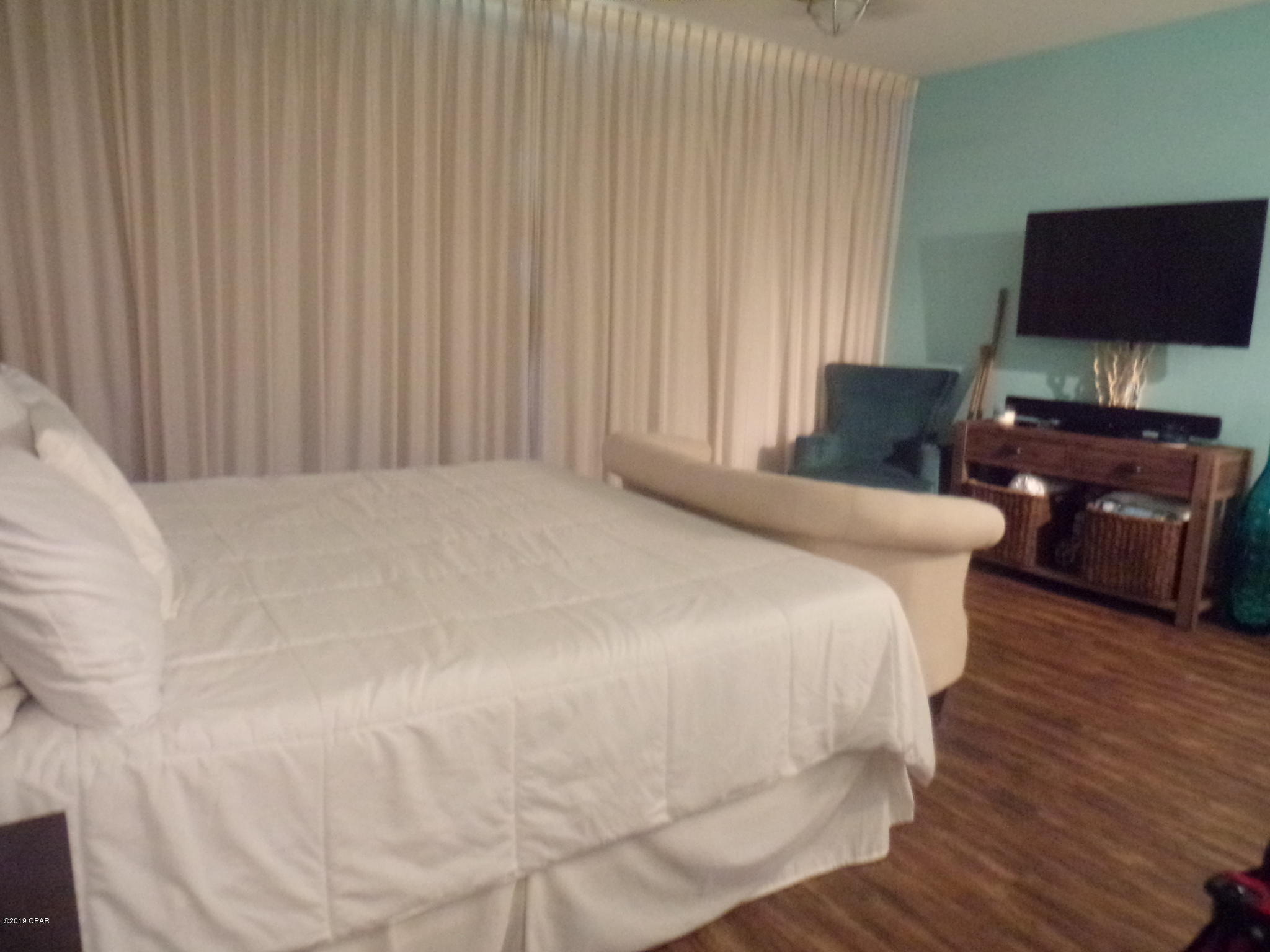 Majestic Beach Tower I - Residential