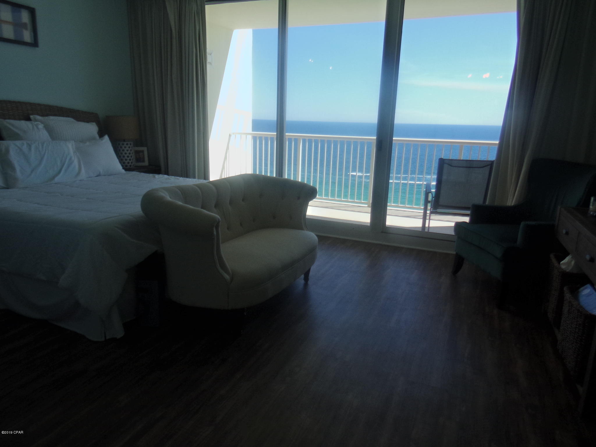 Majestic Beach Tower I - Residential