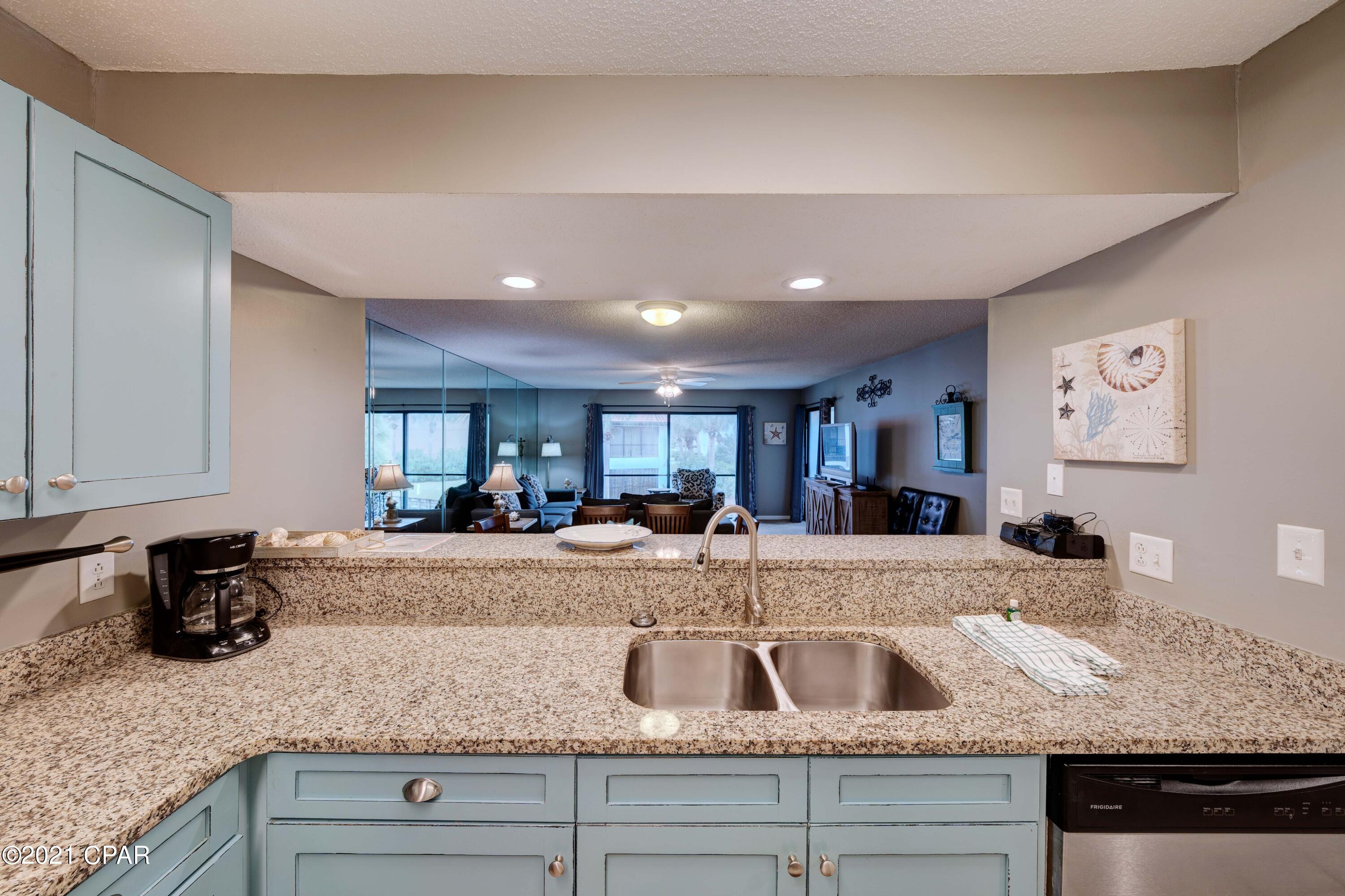 Edgewater Golf Villas V-C - Residential