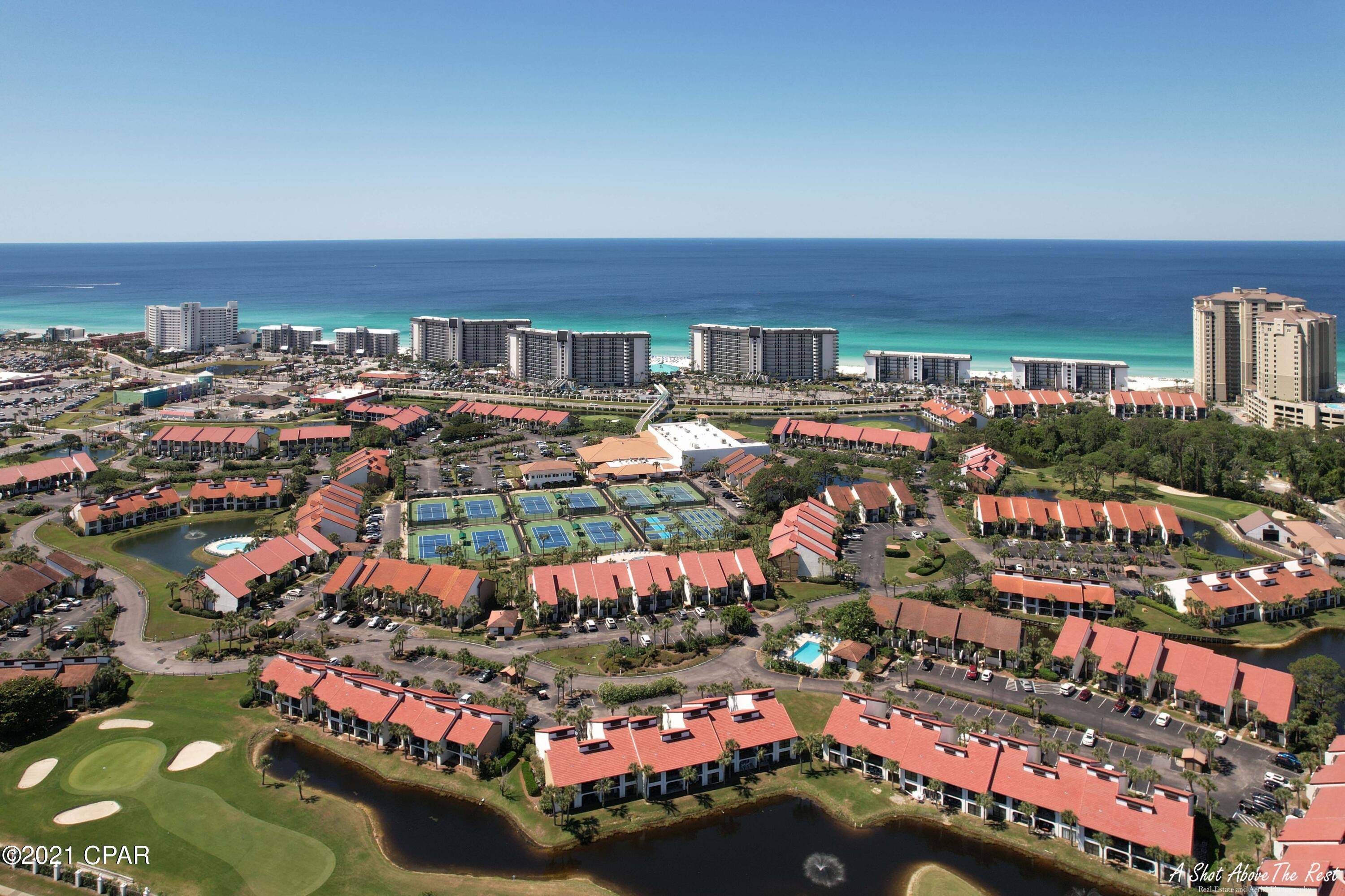 Edgewater Golf Villas V-C - Residential