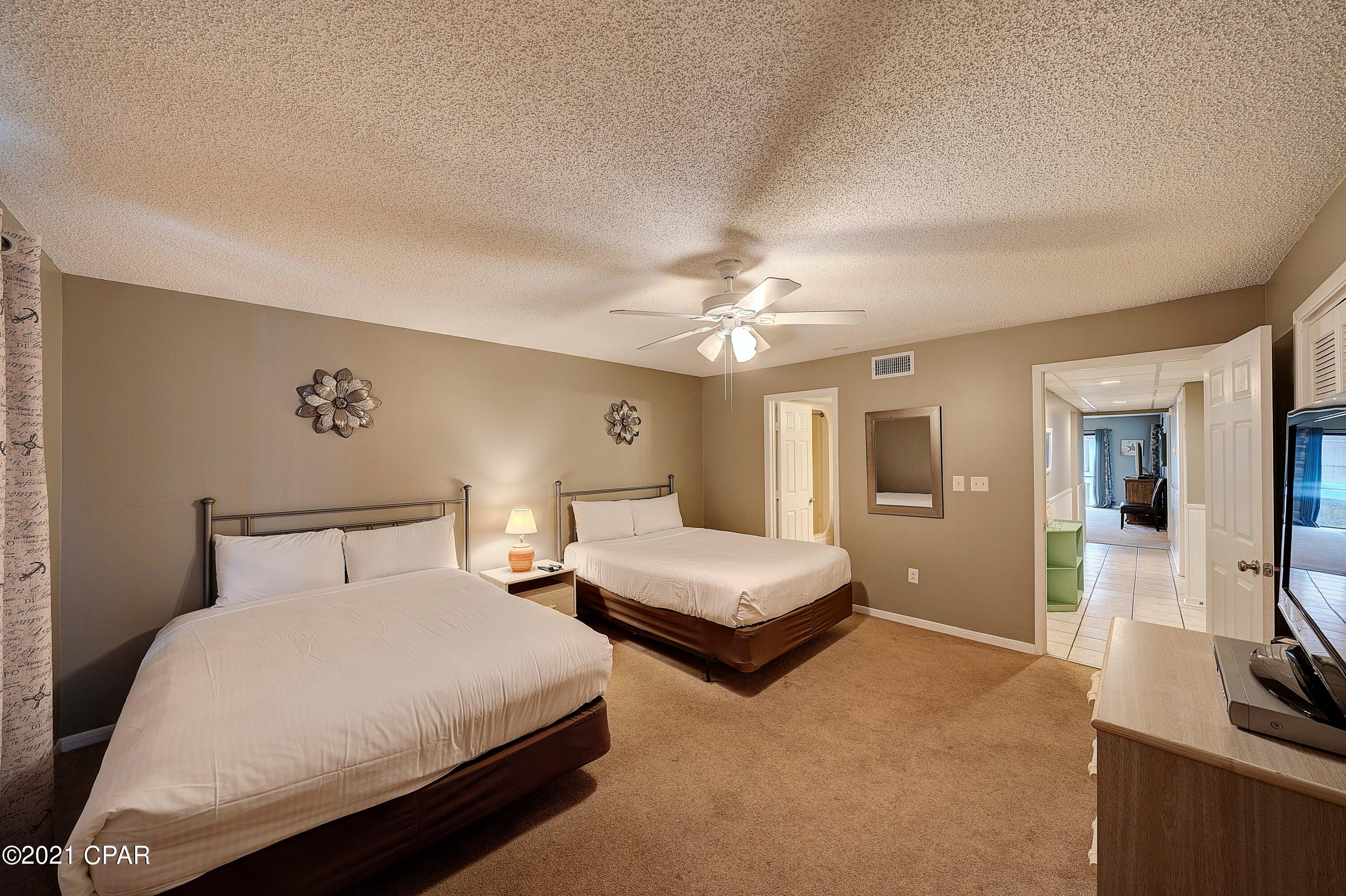 Edgewater Golf Villas V-C - Residential