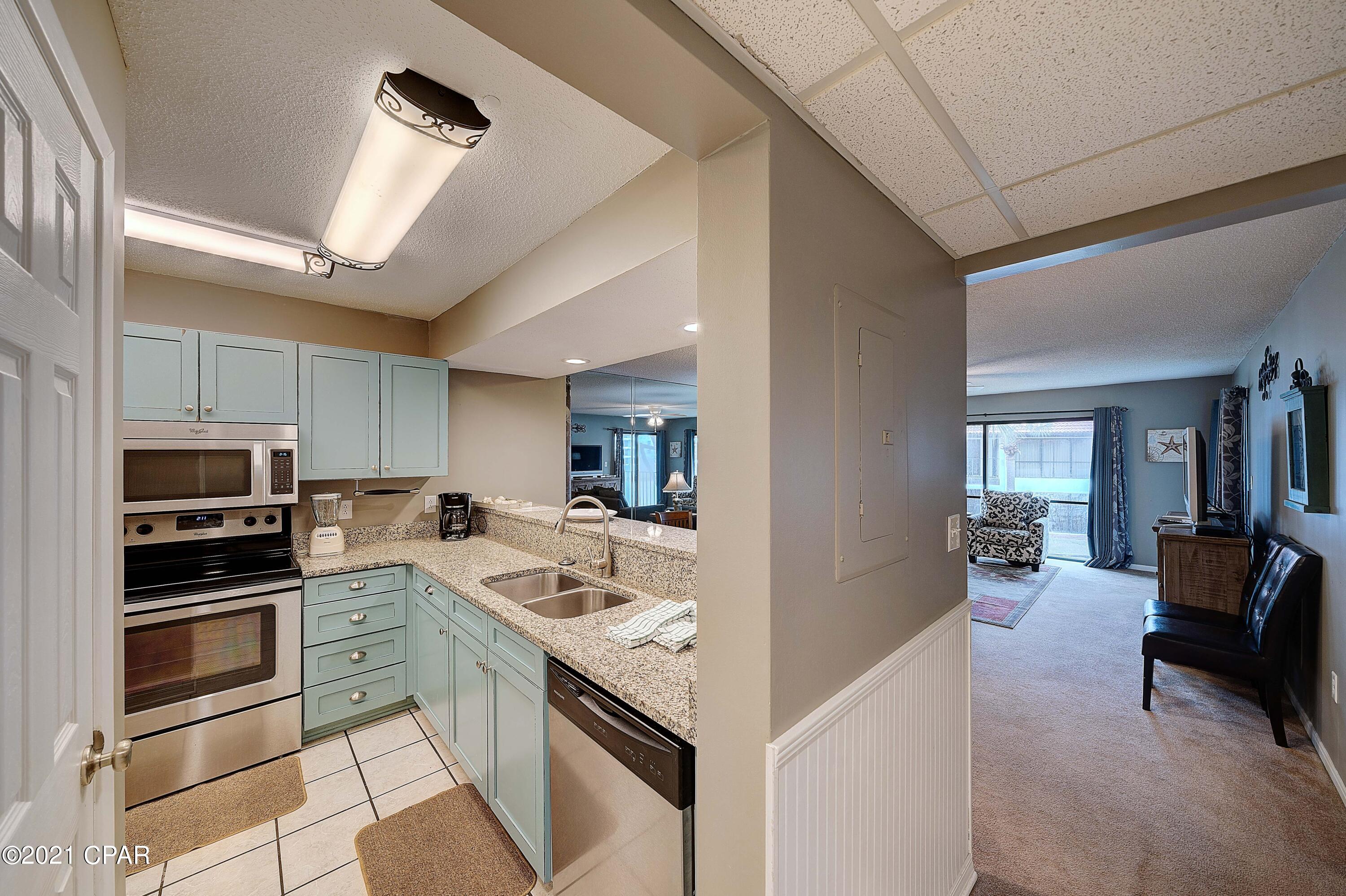 Edgewater Golf Villas V-C - Residential