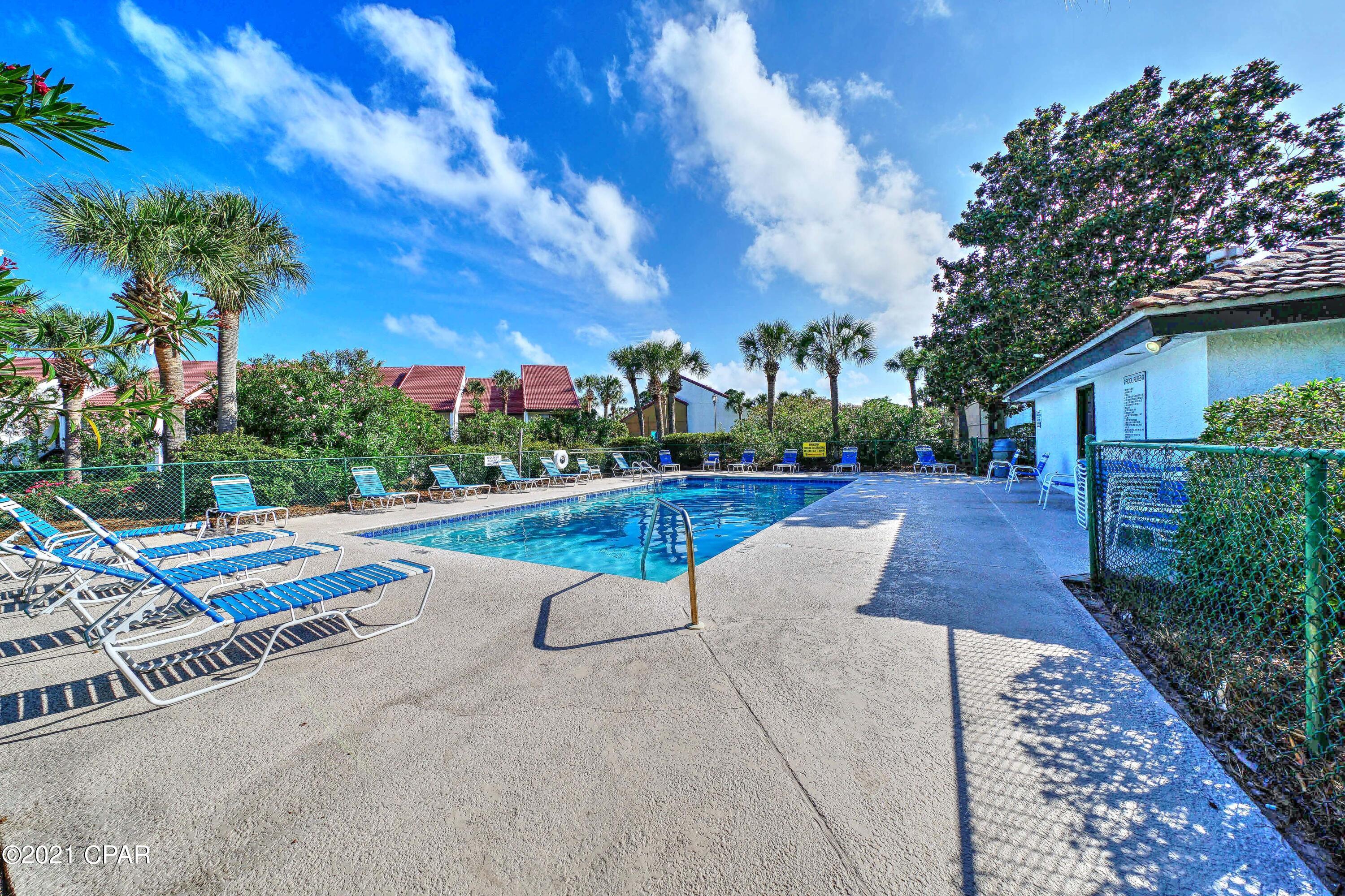 Edgewater Golf Villas V-C - Residential