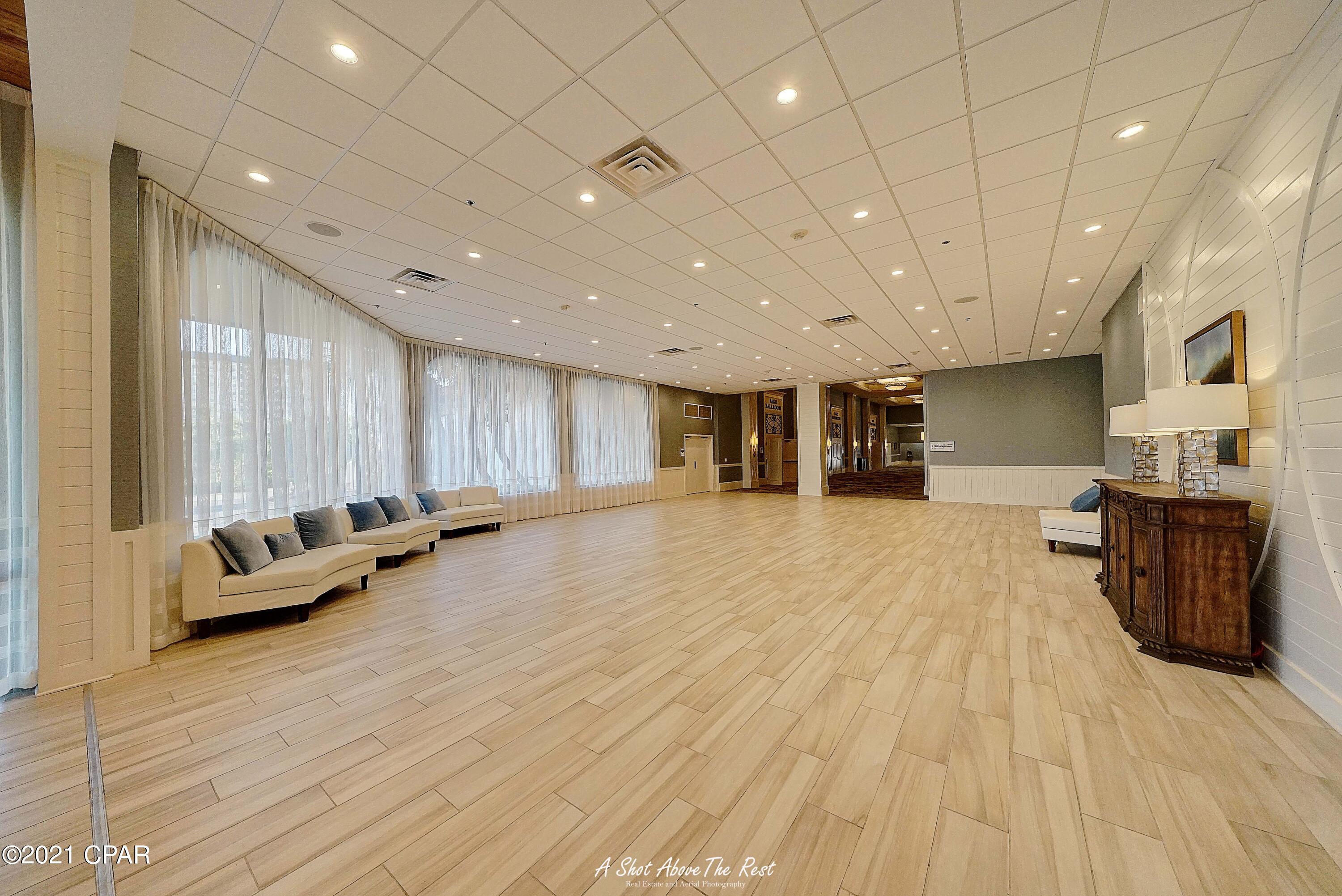 Edgewater Golf Villas V-C - Residential