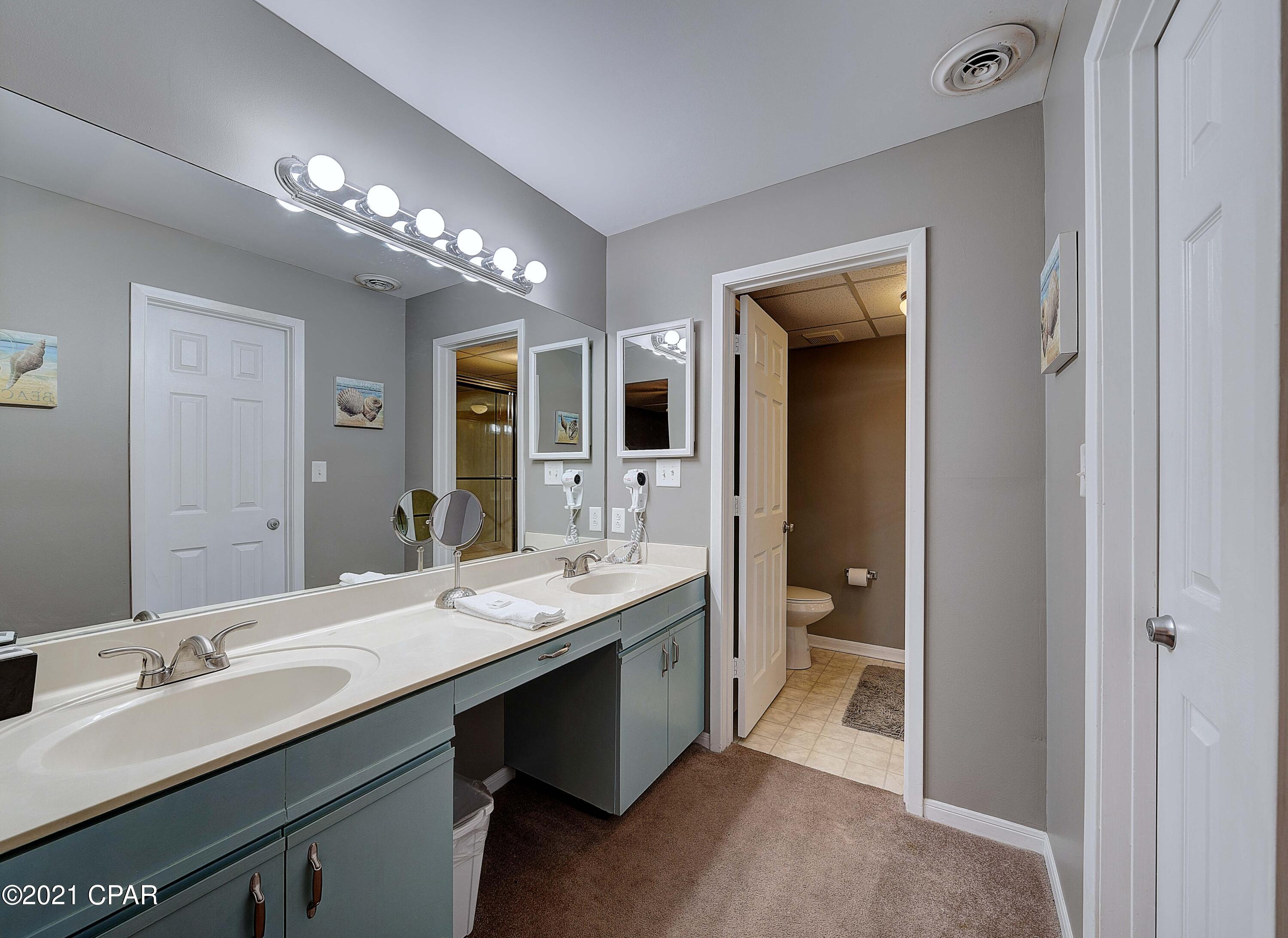 Edgewater Golf Villas V-C - Residential