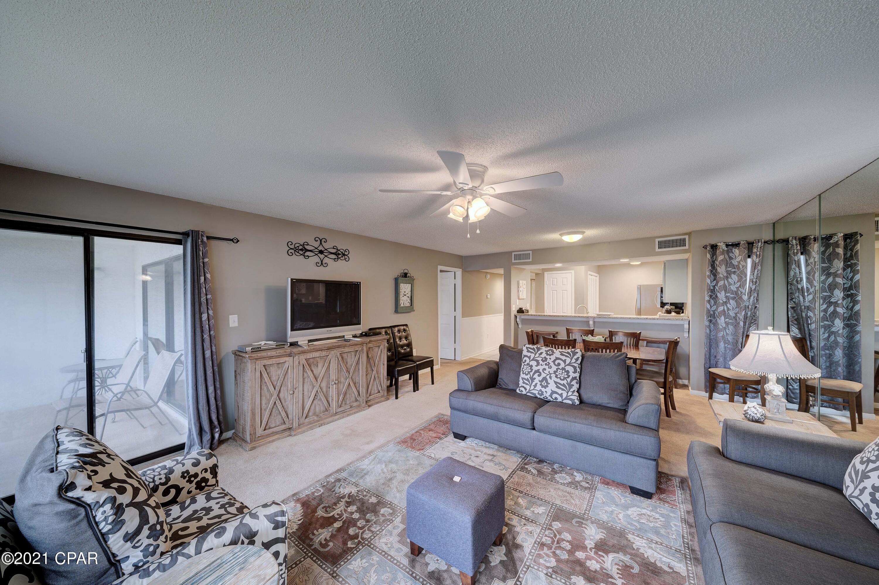 Edgewater Golf Villas V-C - Residential