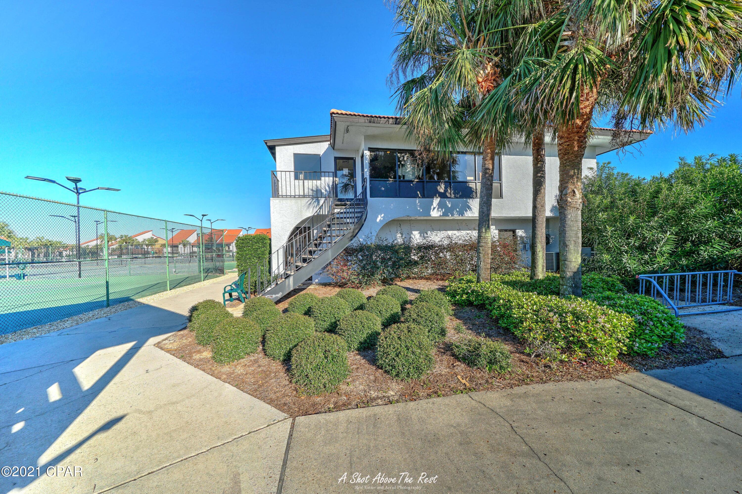 Edgewater Golf Villas V-C - Residential