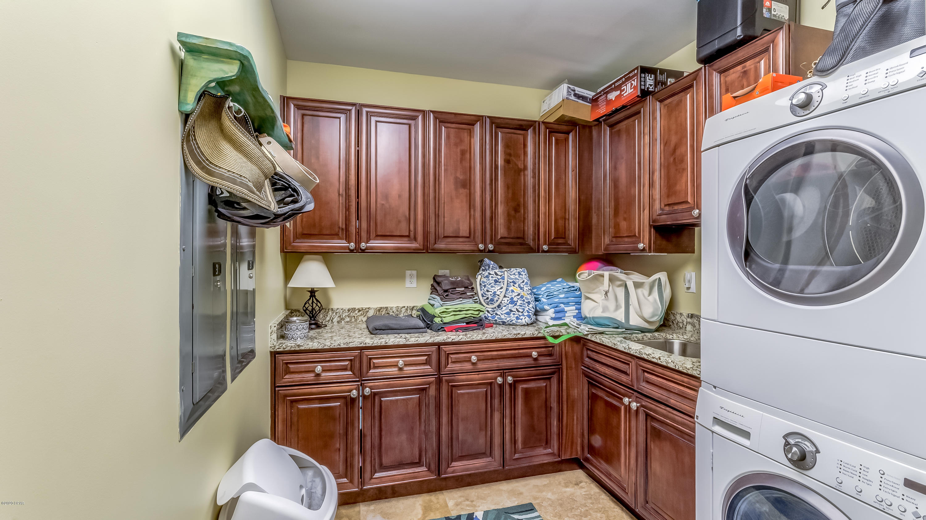 Sanctuary By The Sea - Residential