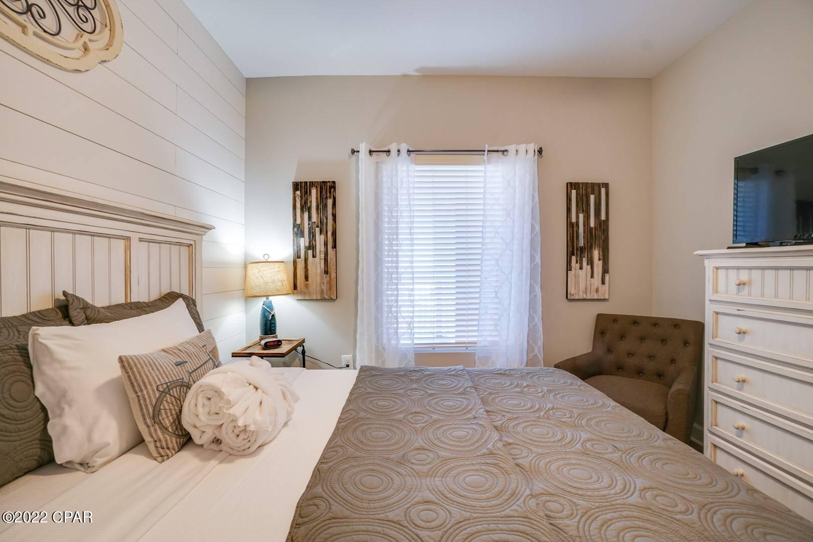 Splash Condo - Residential