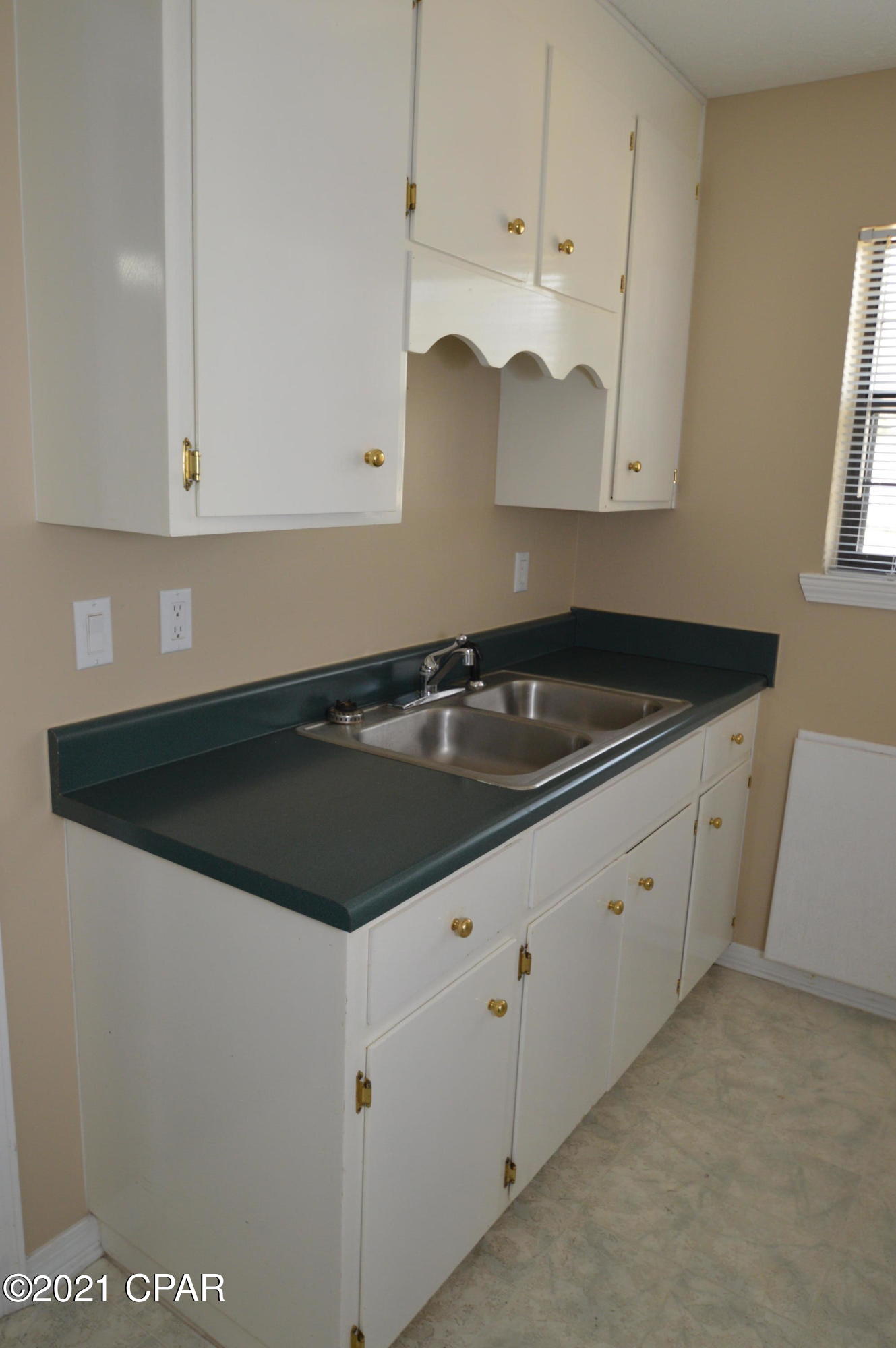 [No Recorded Subdiv] - Commercial Sale