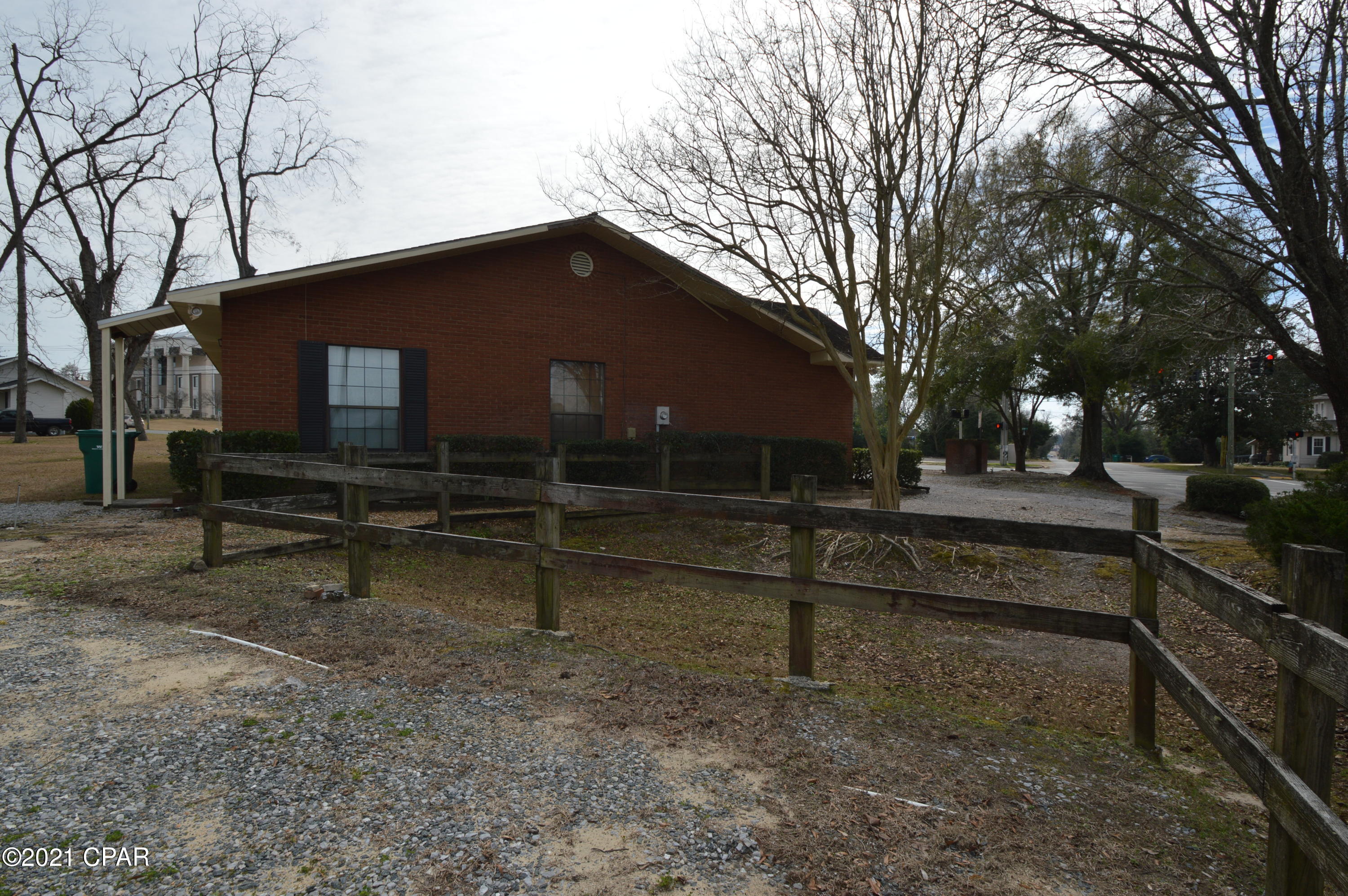 [No Recorded Subdiv] - Commercial Sale