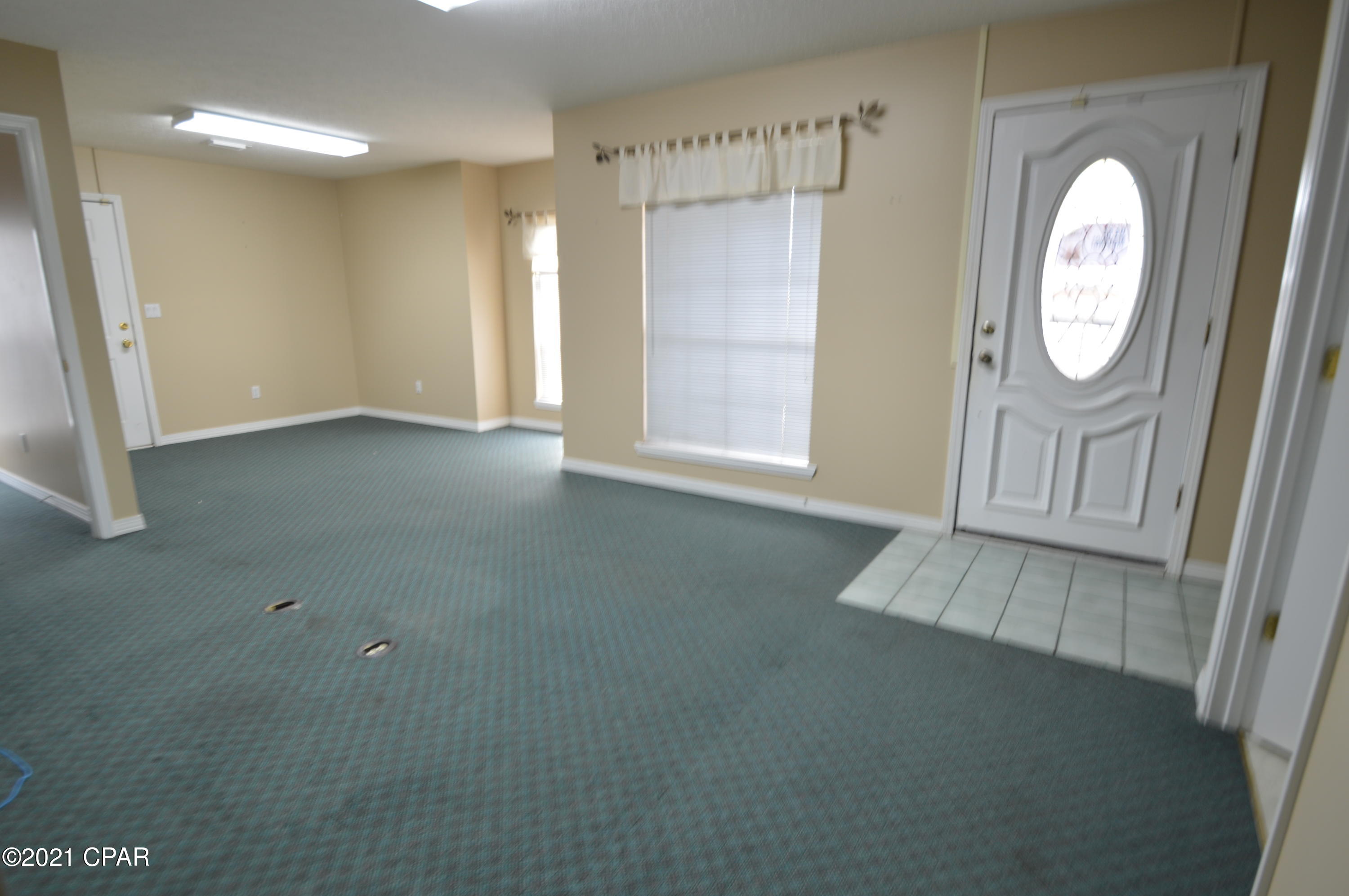 [No Recorded Subdiv] - Commercial Sale