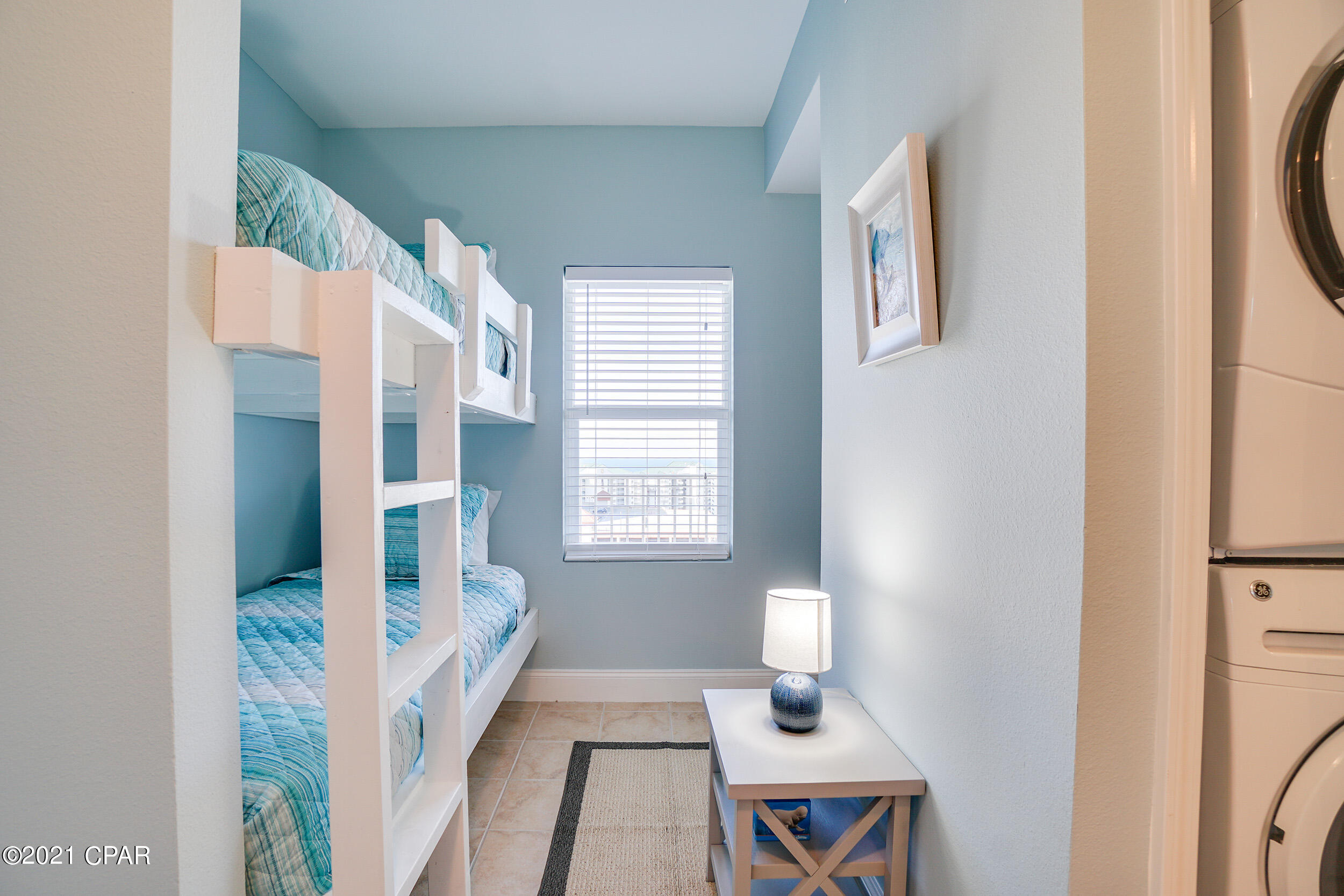 Laketown Wharf - Residential