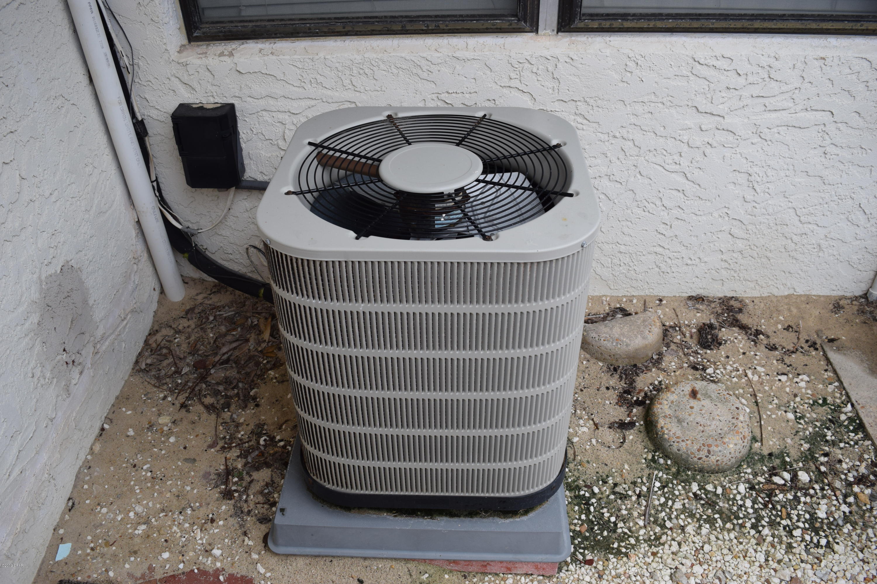 Laguna Beach Estates 7th Add - Residential