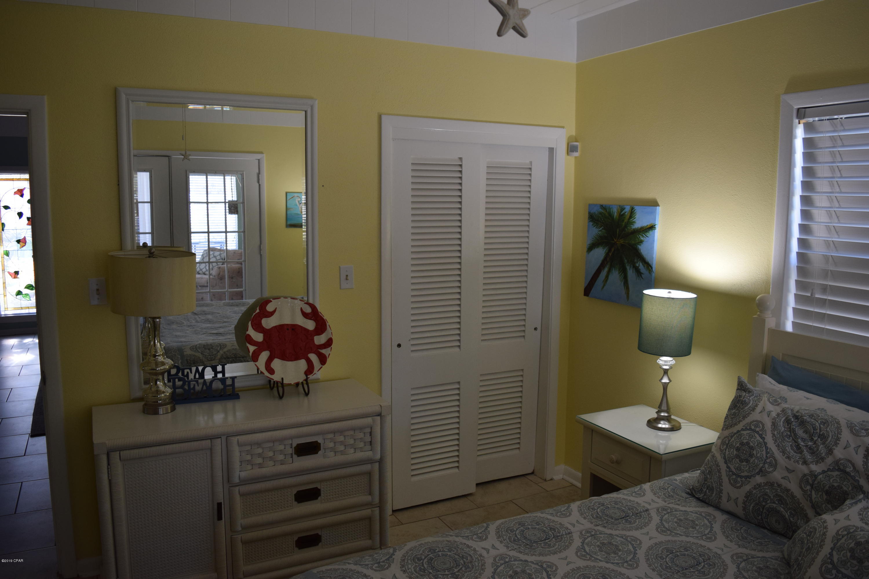 Laguna Beach Estates 7th Add - Residential