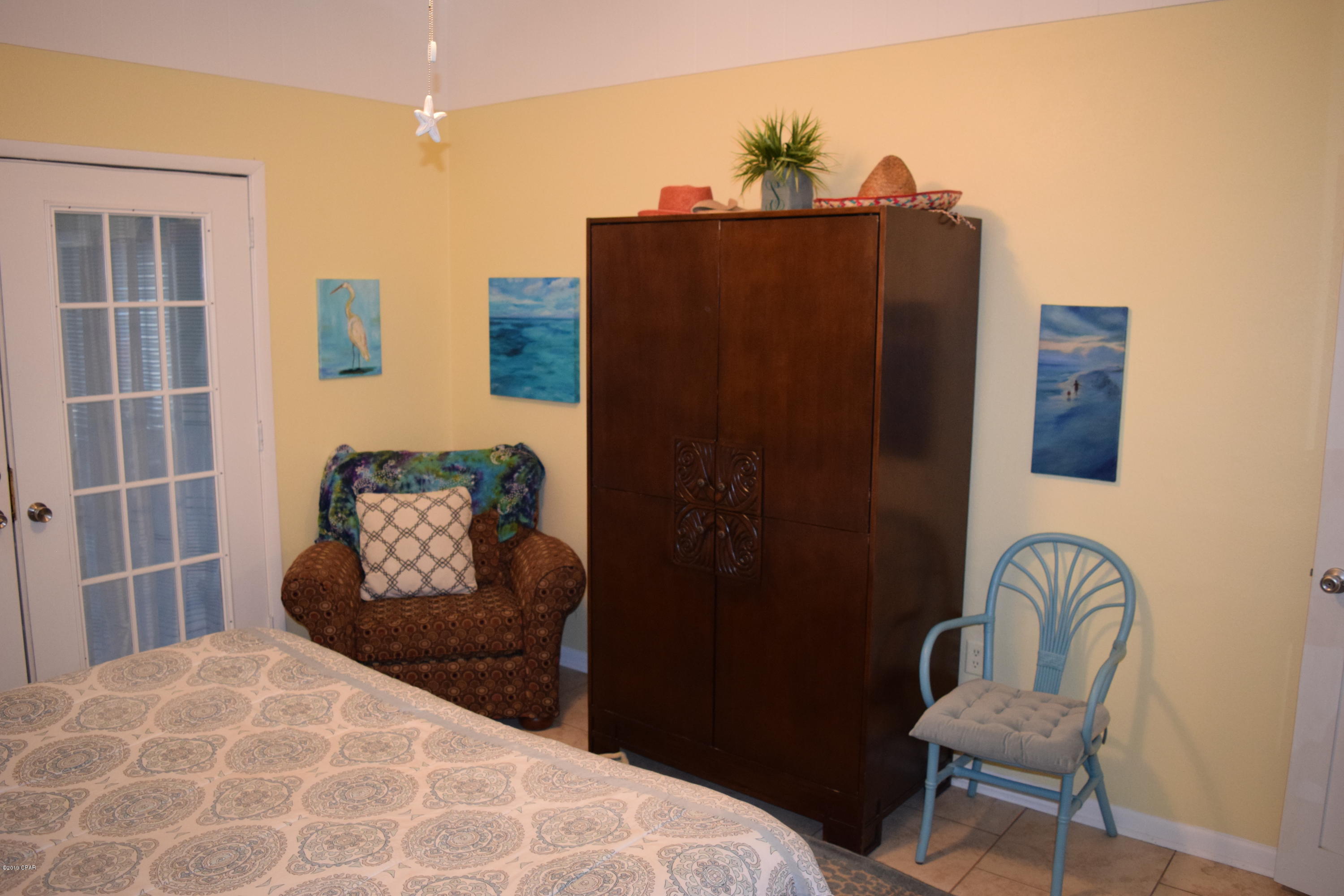 Laguna Beach Estates 7th Add - Residential