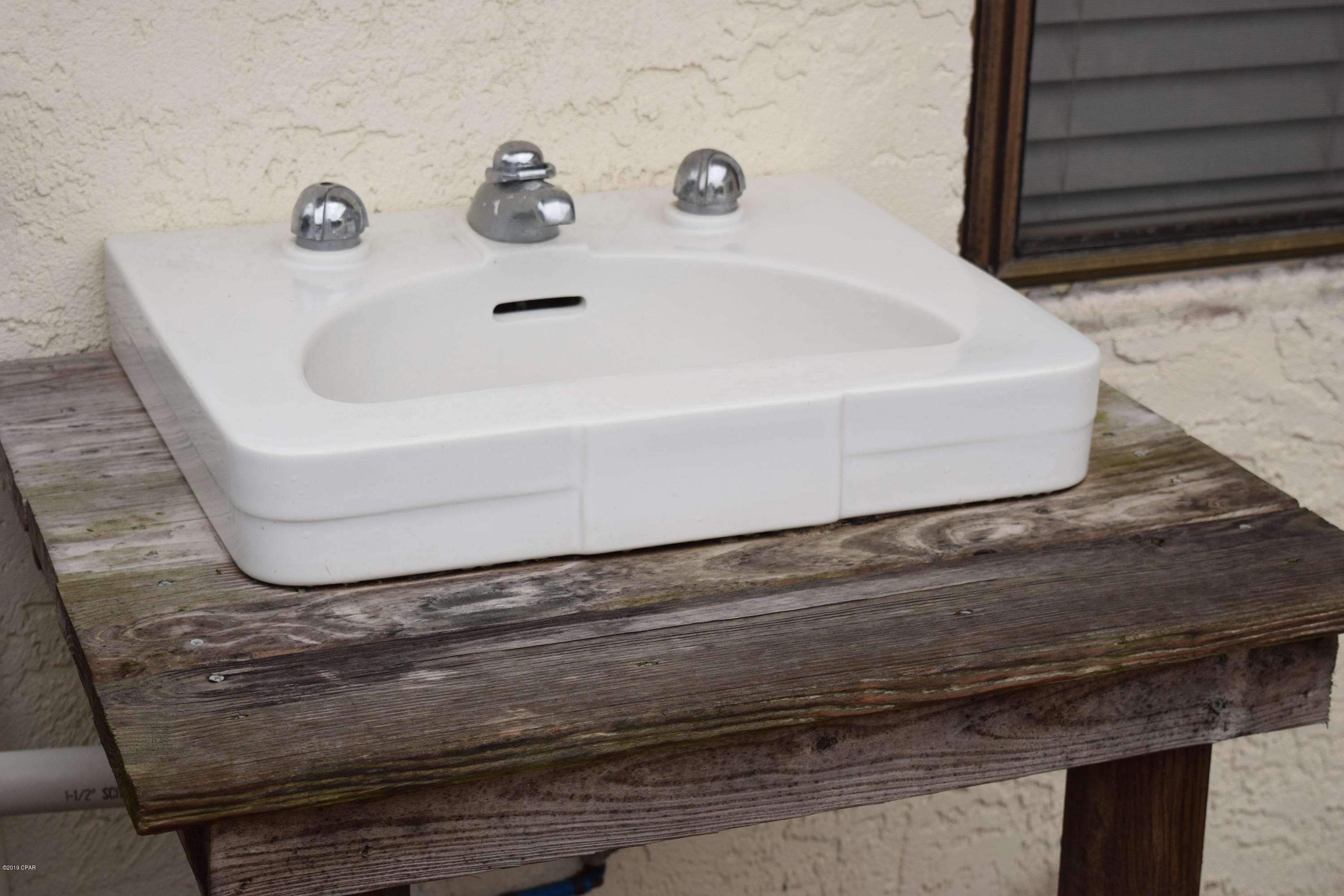 Laguna Beach Estates 7th Add - Residential