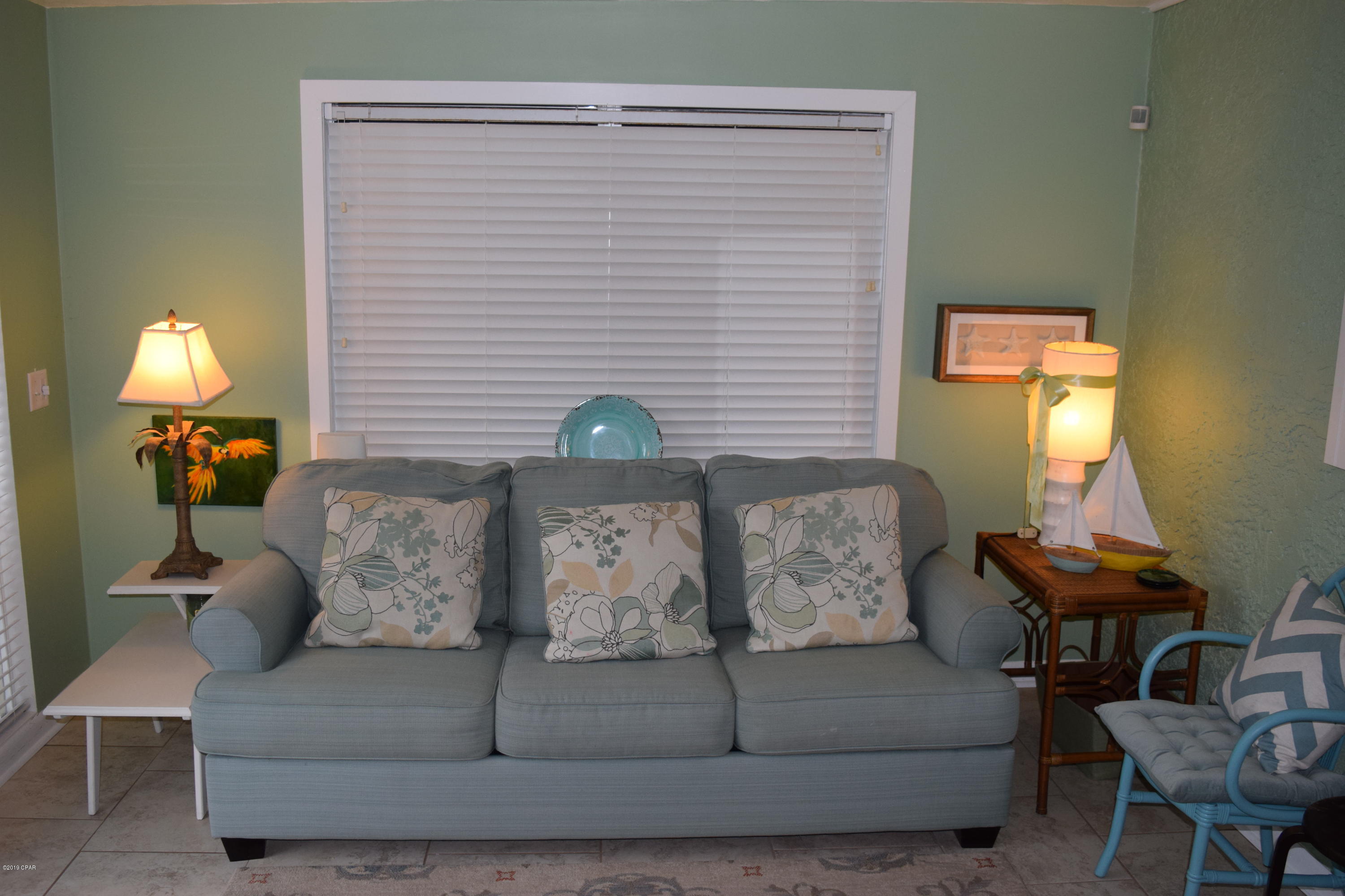 Laguna Beach Estates 7th Add - Residential