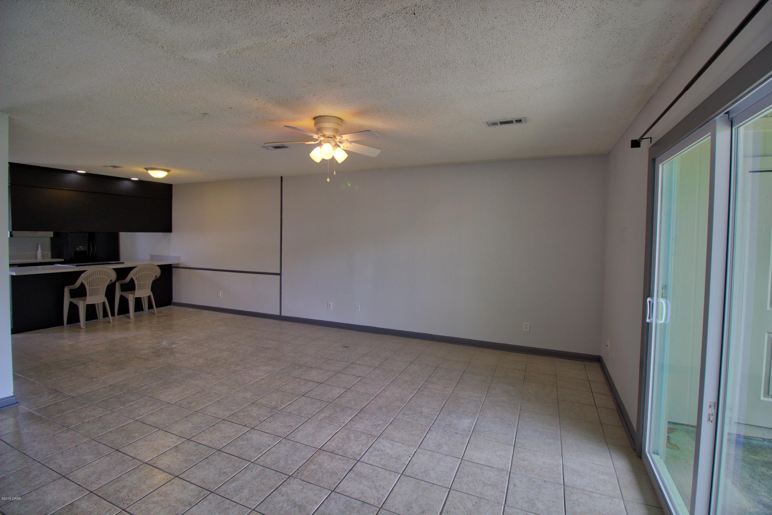 Holiday Beach Unit 8 - Residential Lease