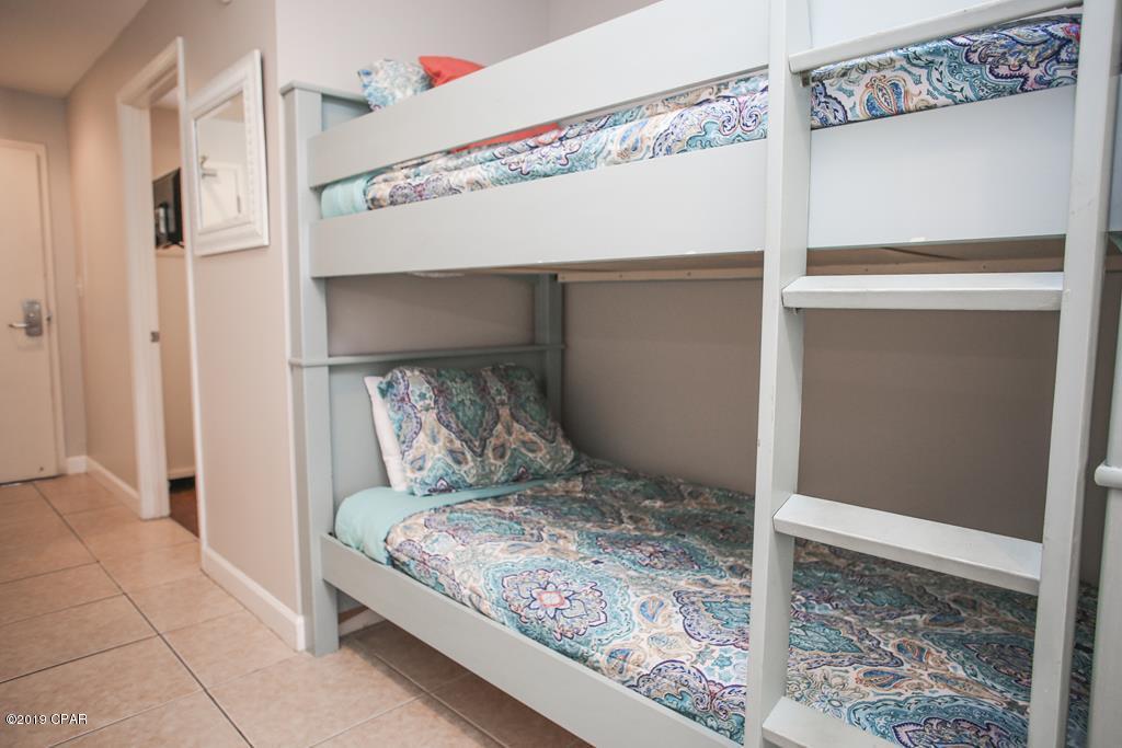 Splash Condo - Residential