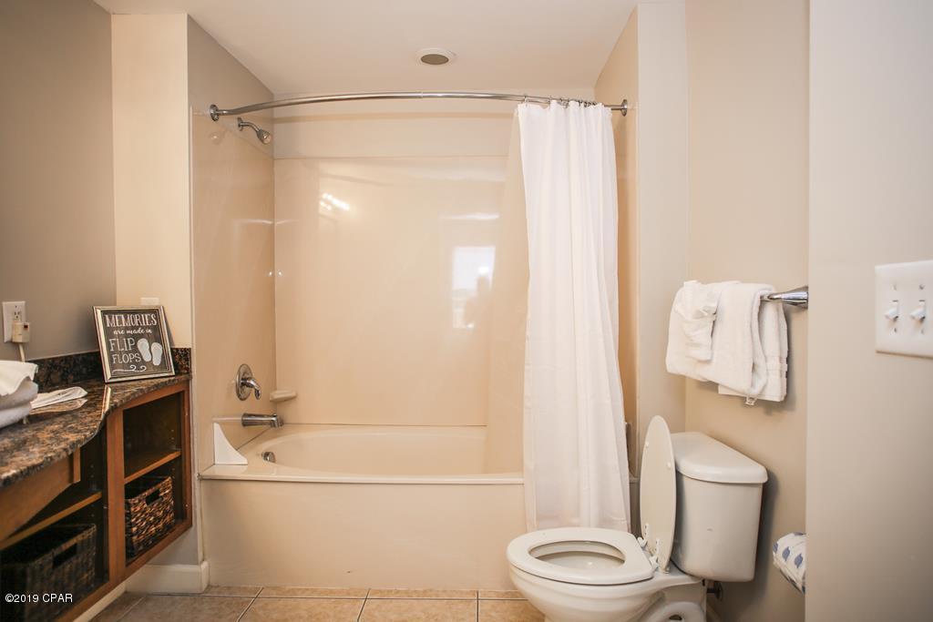 Splash Condo - Residential