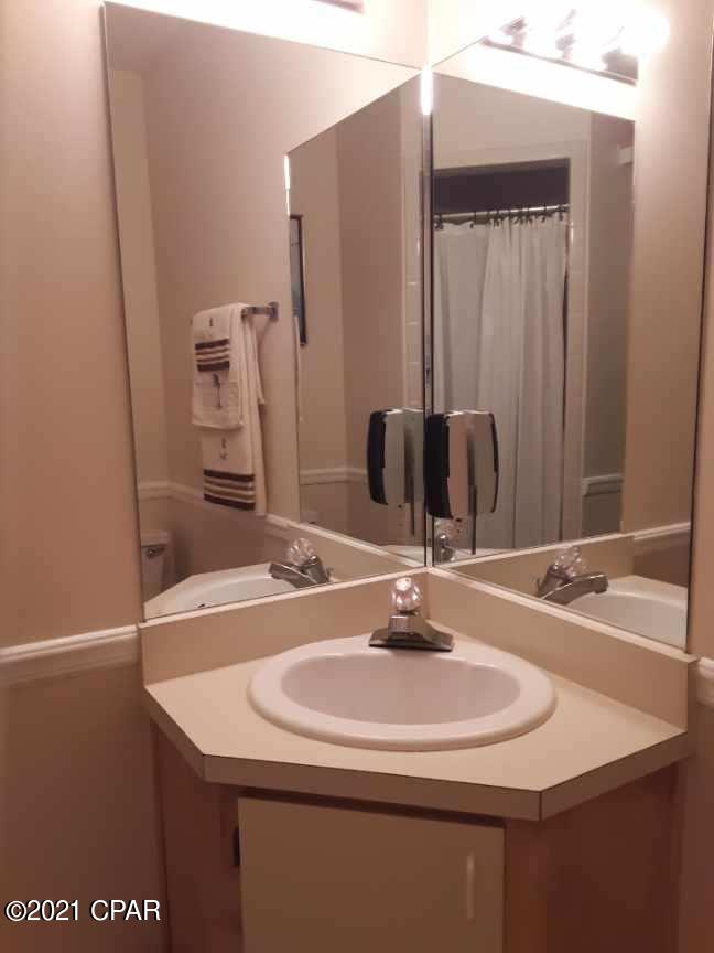 Pirate's Cove Inlet - Residential