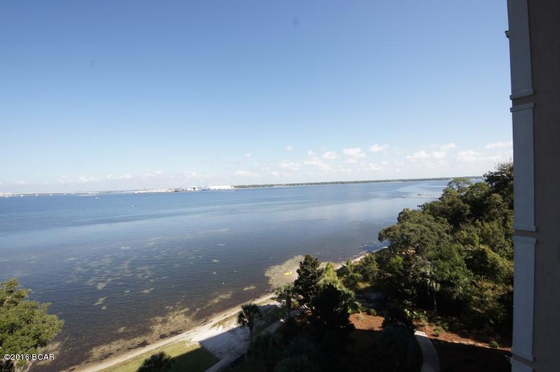 Magnolia Bay Club - Residential