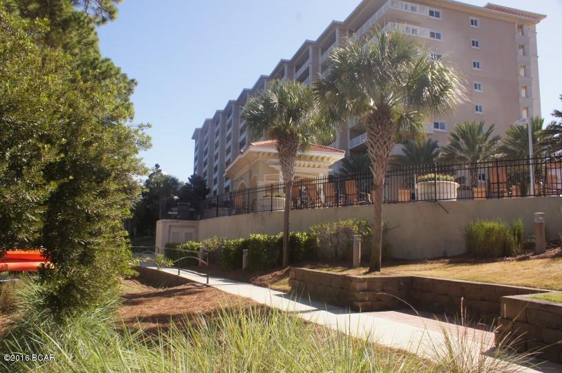 Magnolia Bay Club - Residential