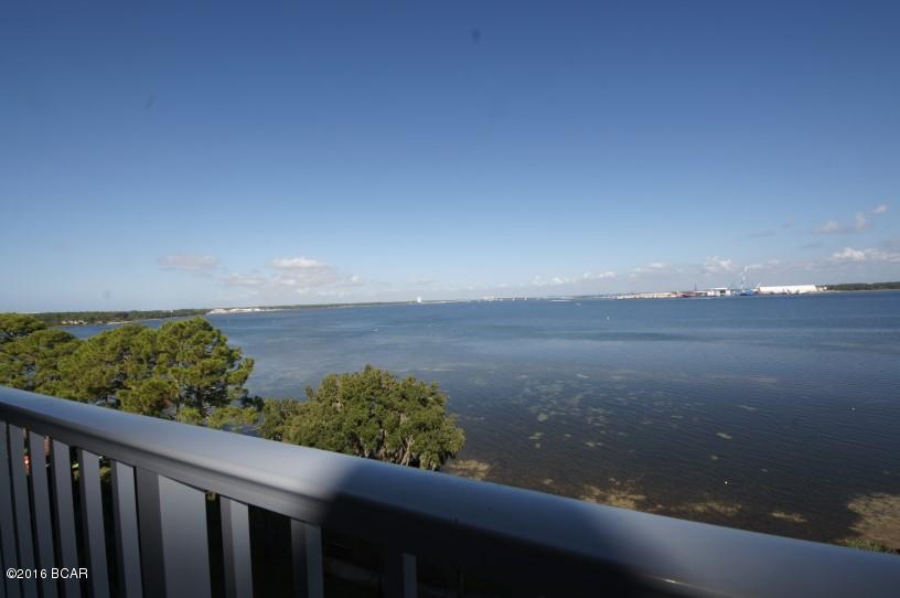 Magnolia Bay Club - Residential