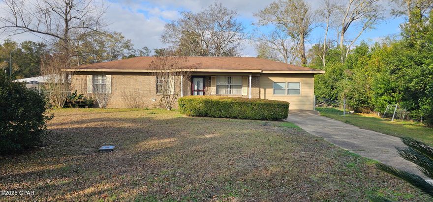 Start making new memories at 5114 Kapp Street, Greenwood Florida. This 3 Bedroom 2 Bath Brick home can be yours to kick off the new year. With 1350 square feet, a Cozy Living room and an additional den to give your family the space it needs. Relax on the deck and watch the kids play in the backyard. Located on a quiet street with easy access to Blue Springs park, The Florida State Caverns or easy access to Dothan Alabama. This home can be yours today. Call for more information.