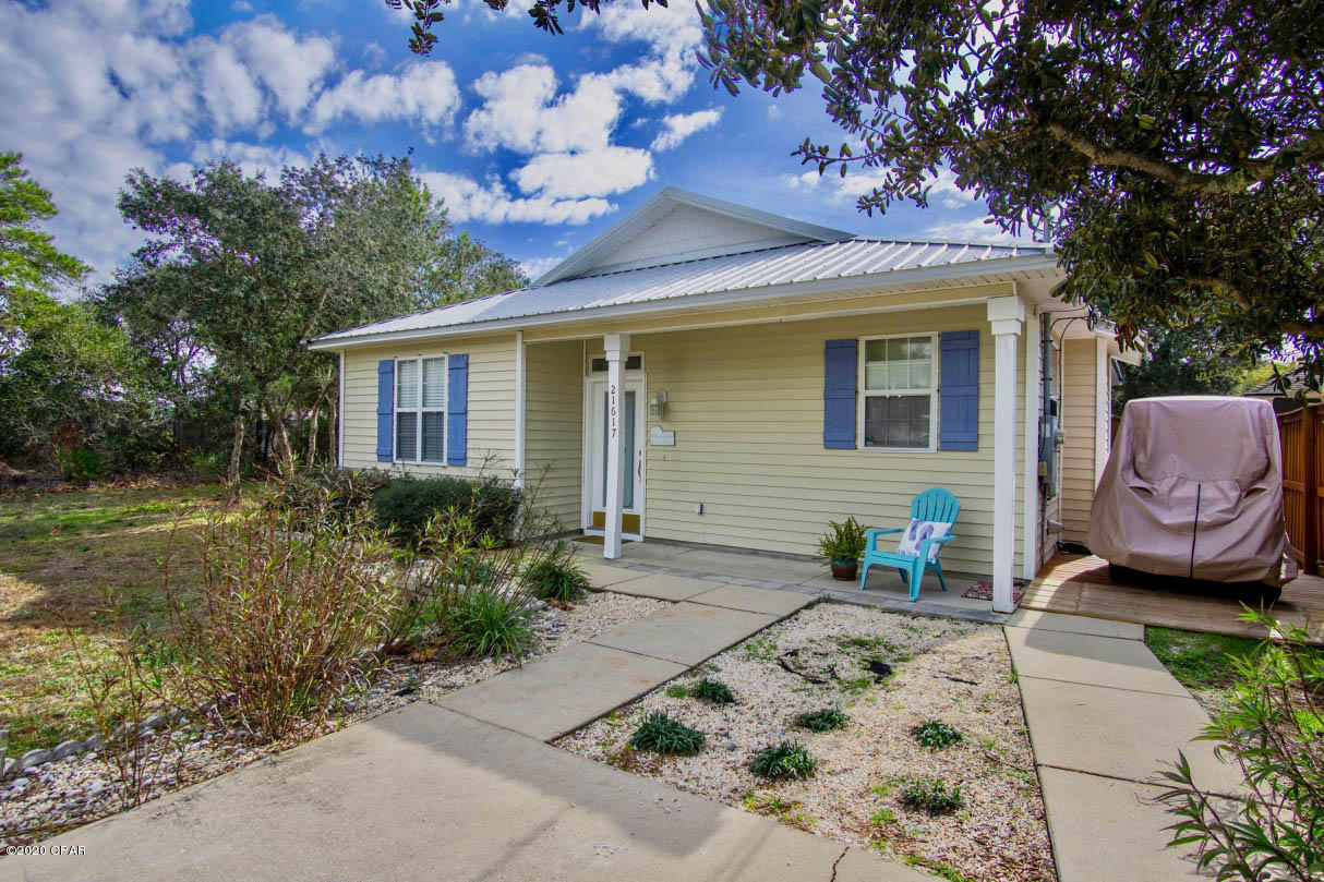 Riviera Beach 1st Add - Residential