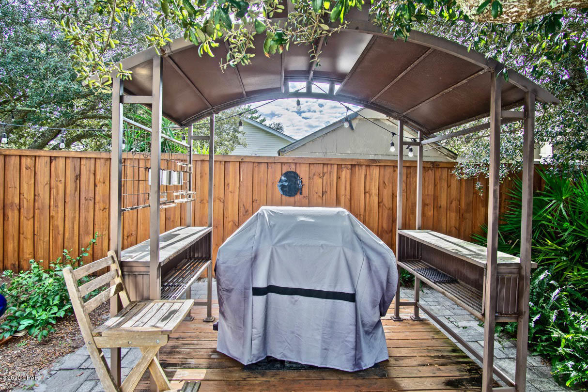 Riviera Beach 1st Add - Residential