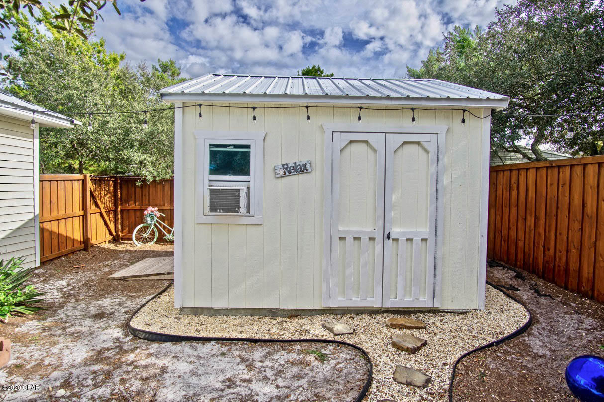 Riviera Beach 1st Add - Residential