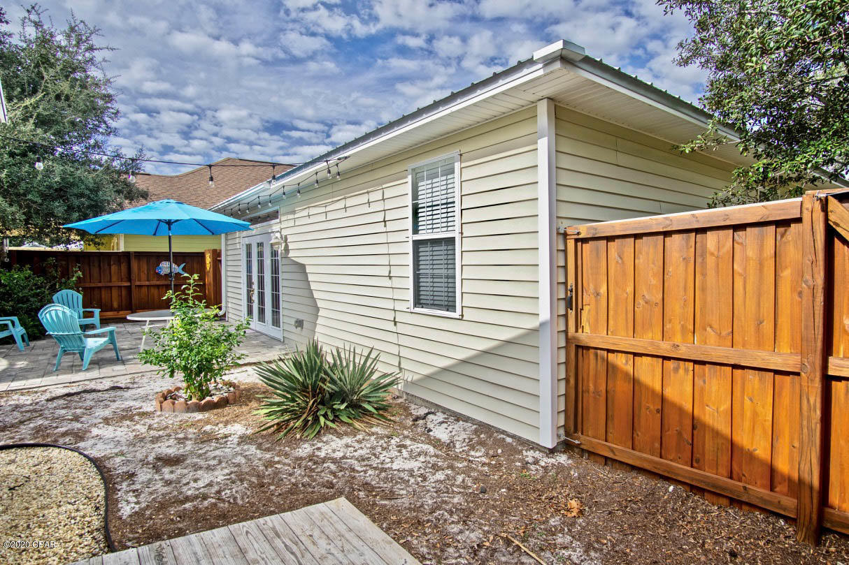 Riviera Beach 1st Add - Residential