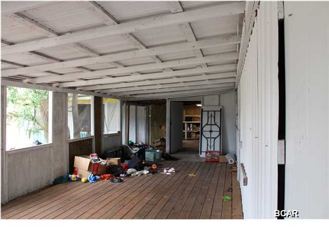 Gulf Coast Hwy - Commercial Sale