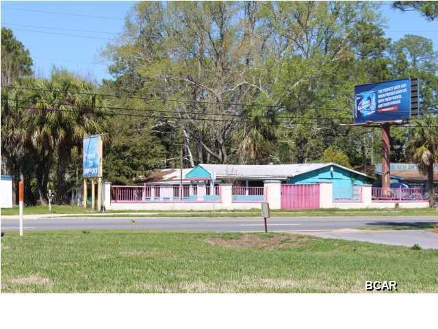 Gulf Coast Hwy - Commercial Sale