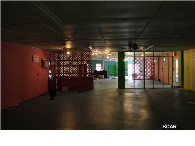 Gulf Coast Hwy - Commercial Sale