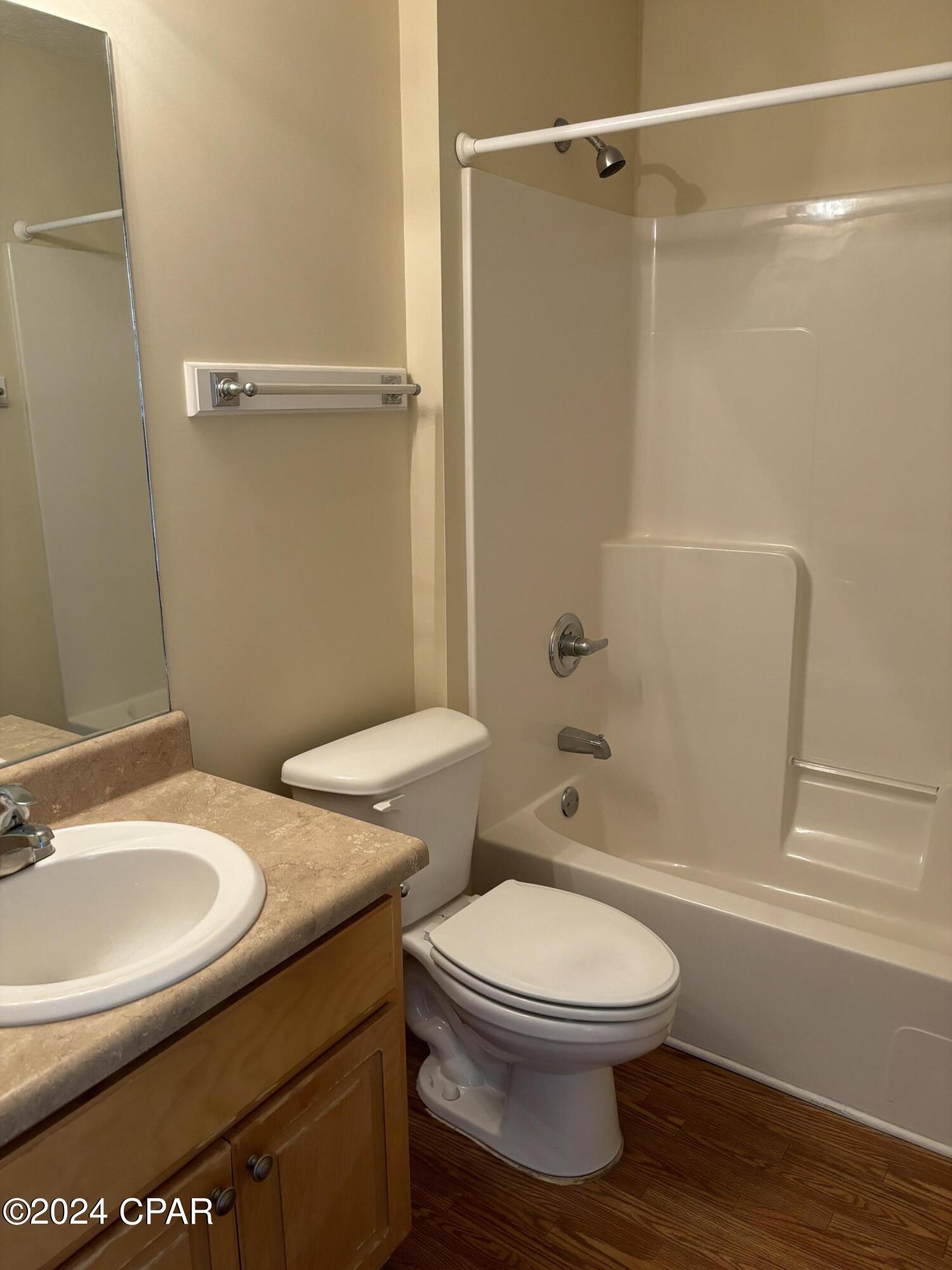 [No Recorded Subdiv] - Residential Lease