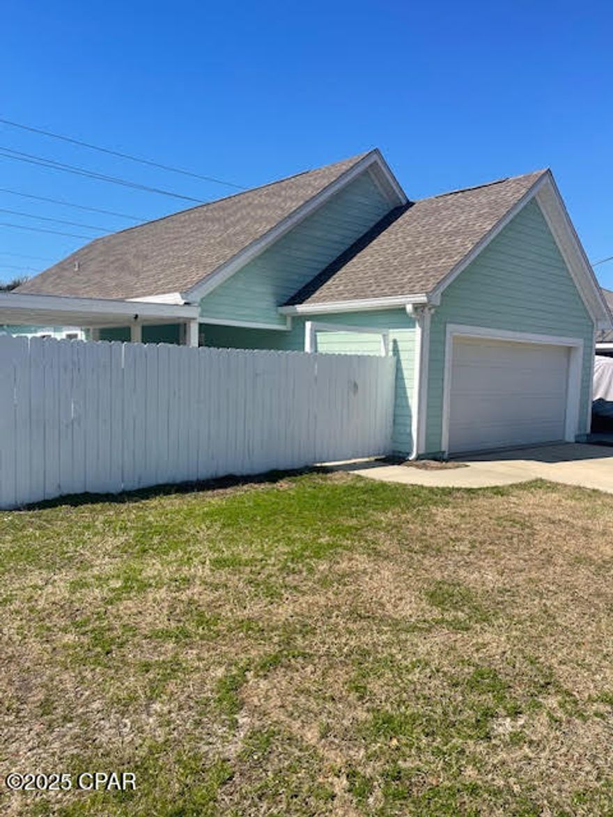 This home is in a great location. Close to shopping and many restaurants. Fenced in yard. 3 Bedrooms and 2 full baths with tile and carpet in the bedrooms. North Lagoon is a very popular street and this home is across the street from the water.
