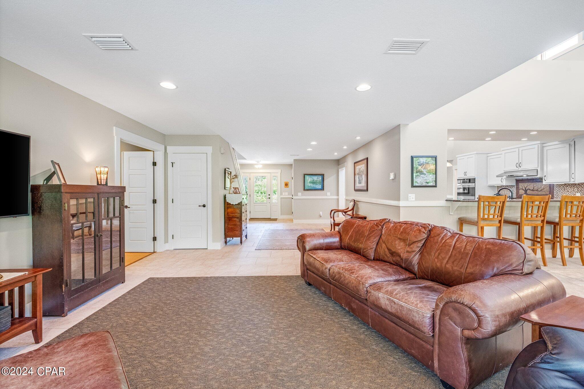 Lake Forest Estates - Residential