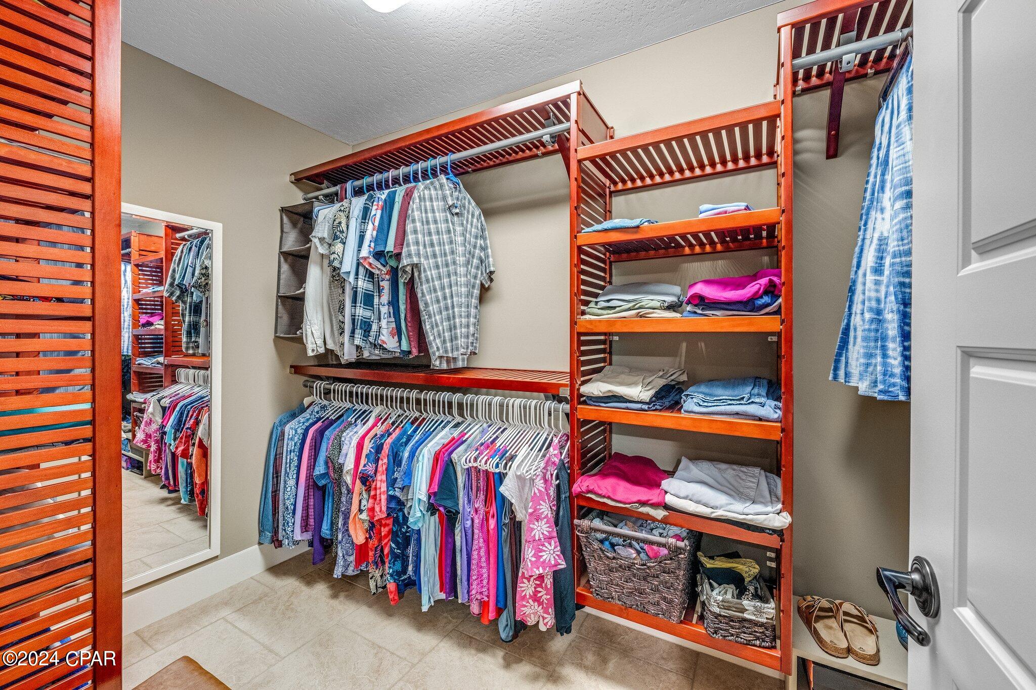 Lake Forest Estates - Residential