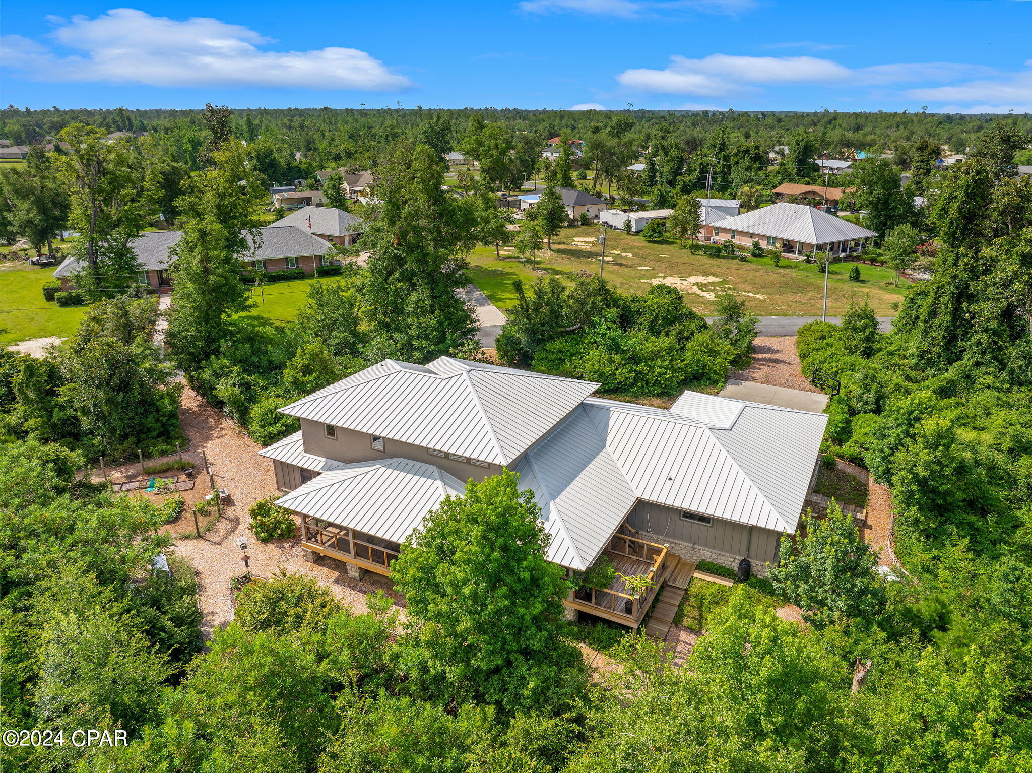 Lake Forest Estates - Residential