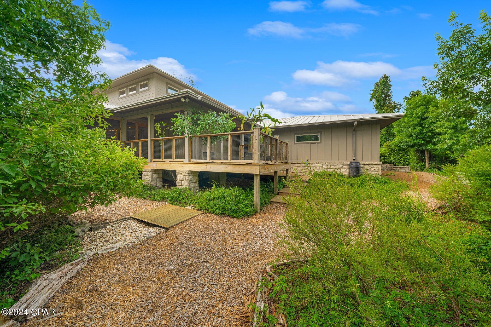 Lake Forest Estates - Residential