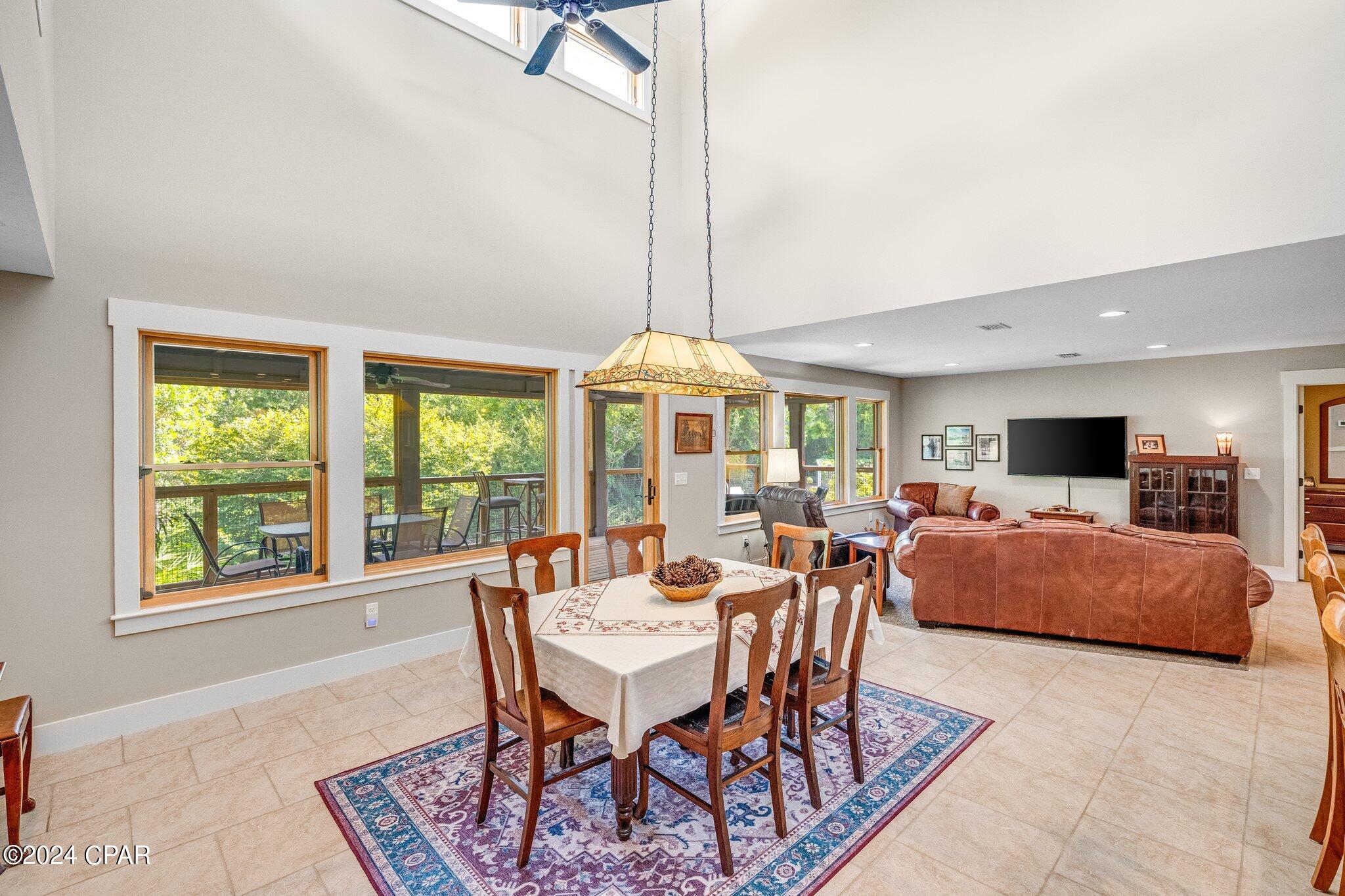 Lake Forest Estates - Residential