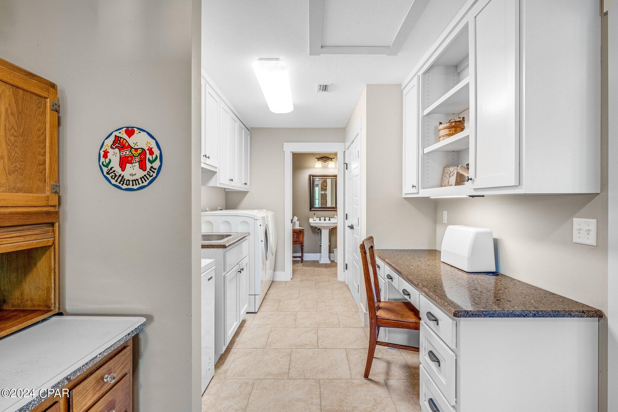 Lake Forest Estates - Residential