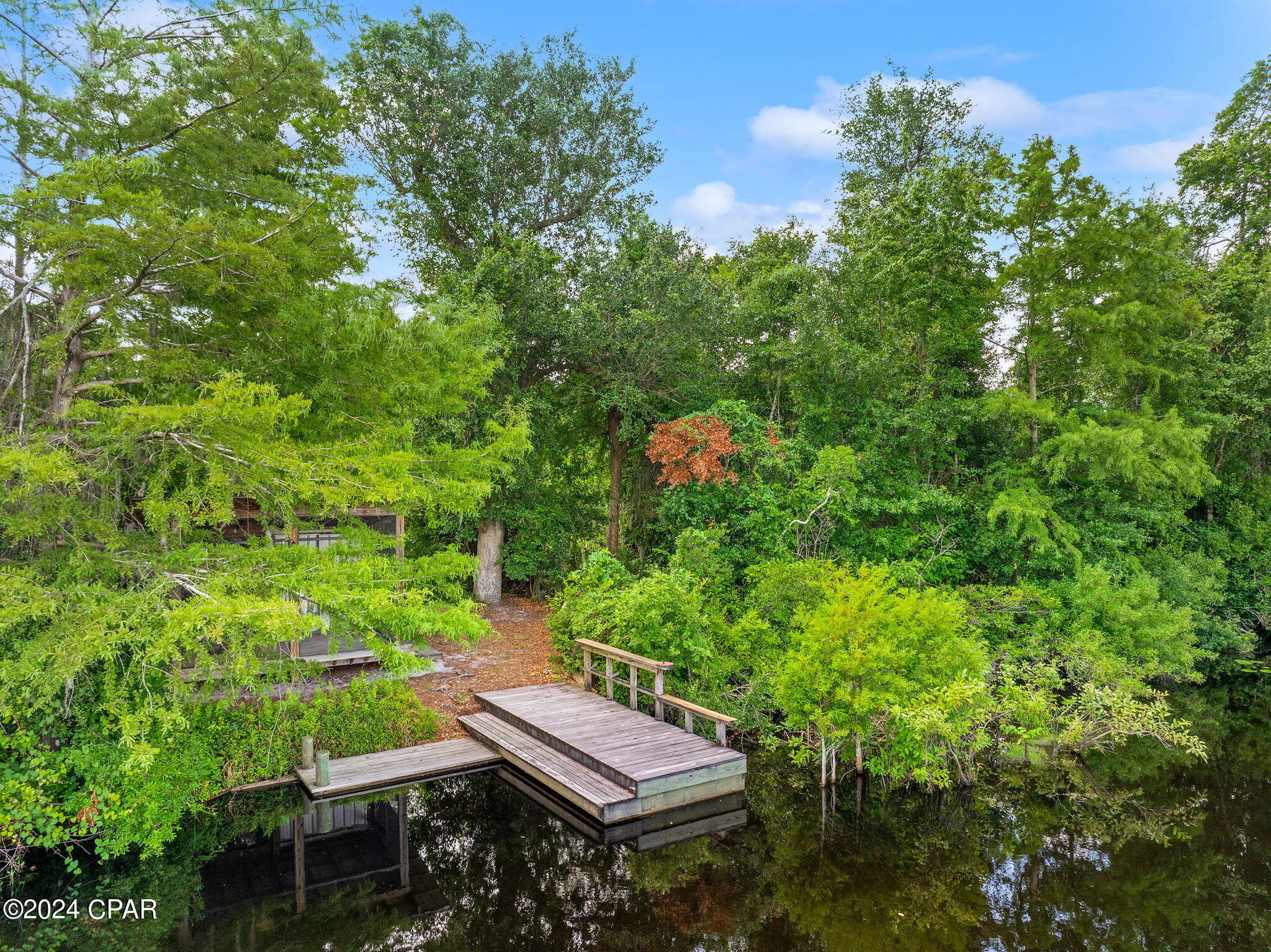 Lake Forest Estates - Residential