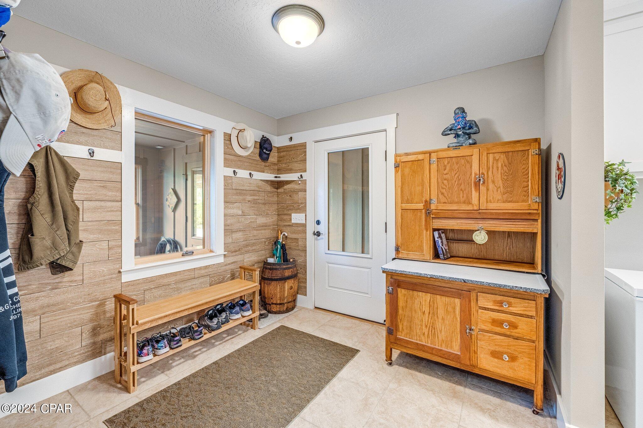 Lake Forest Estates - Residential